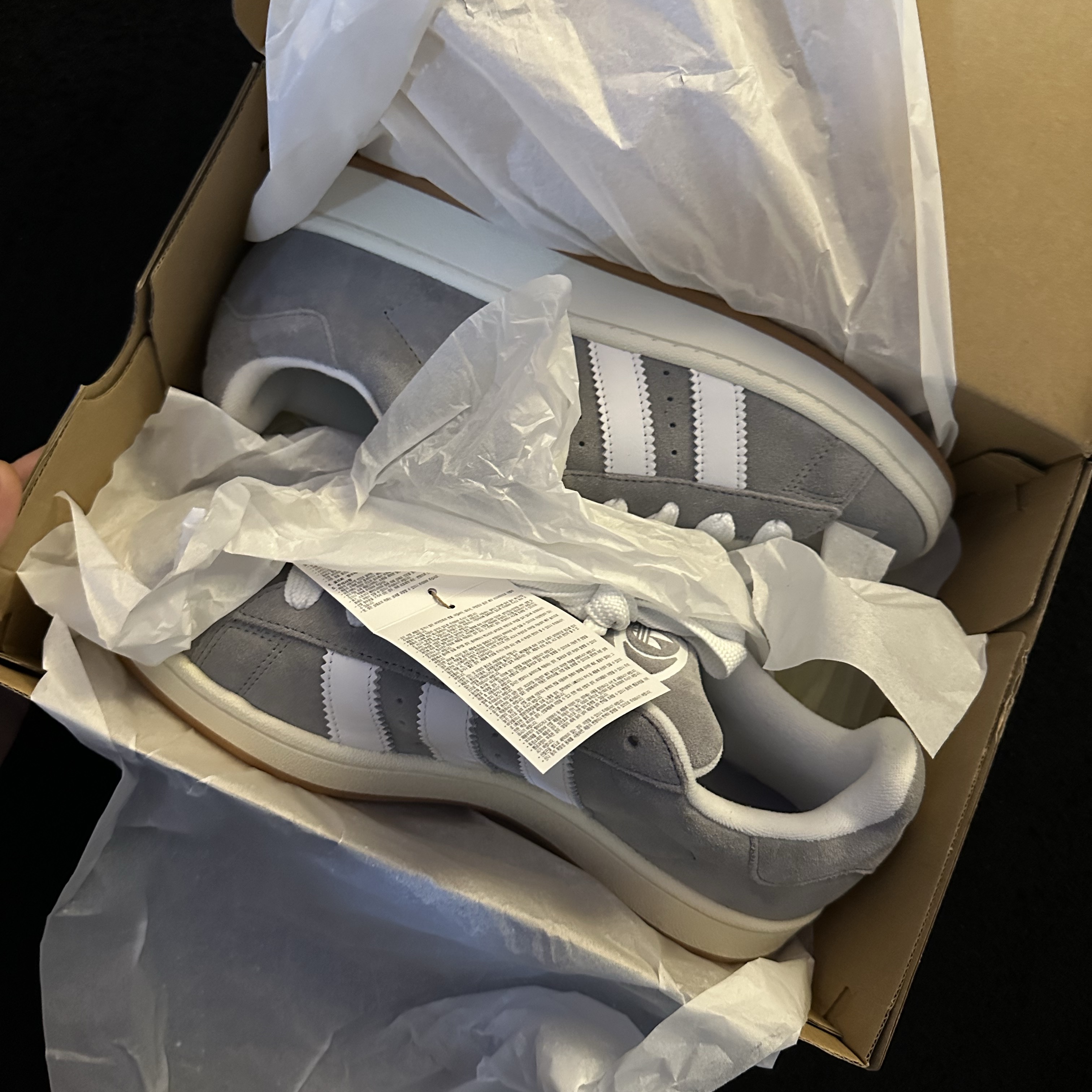 Adidas Campus 00s Grey Cloud White 착용 스타일 - 2