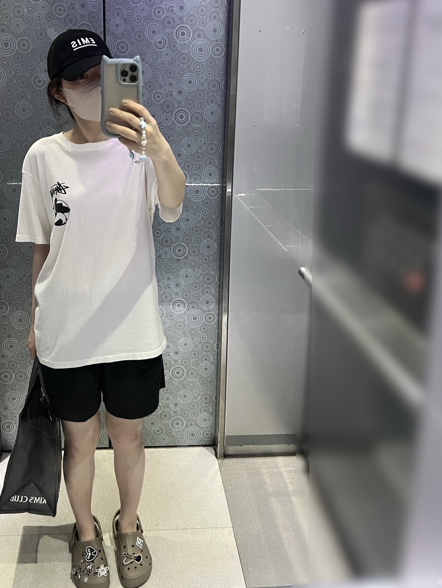 Stussy x Our Legacy Surfman 2 Pigment Dyed T-Shirt Natural 착용 스타일 - 2