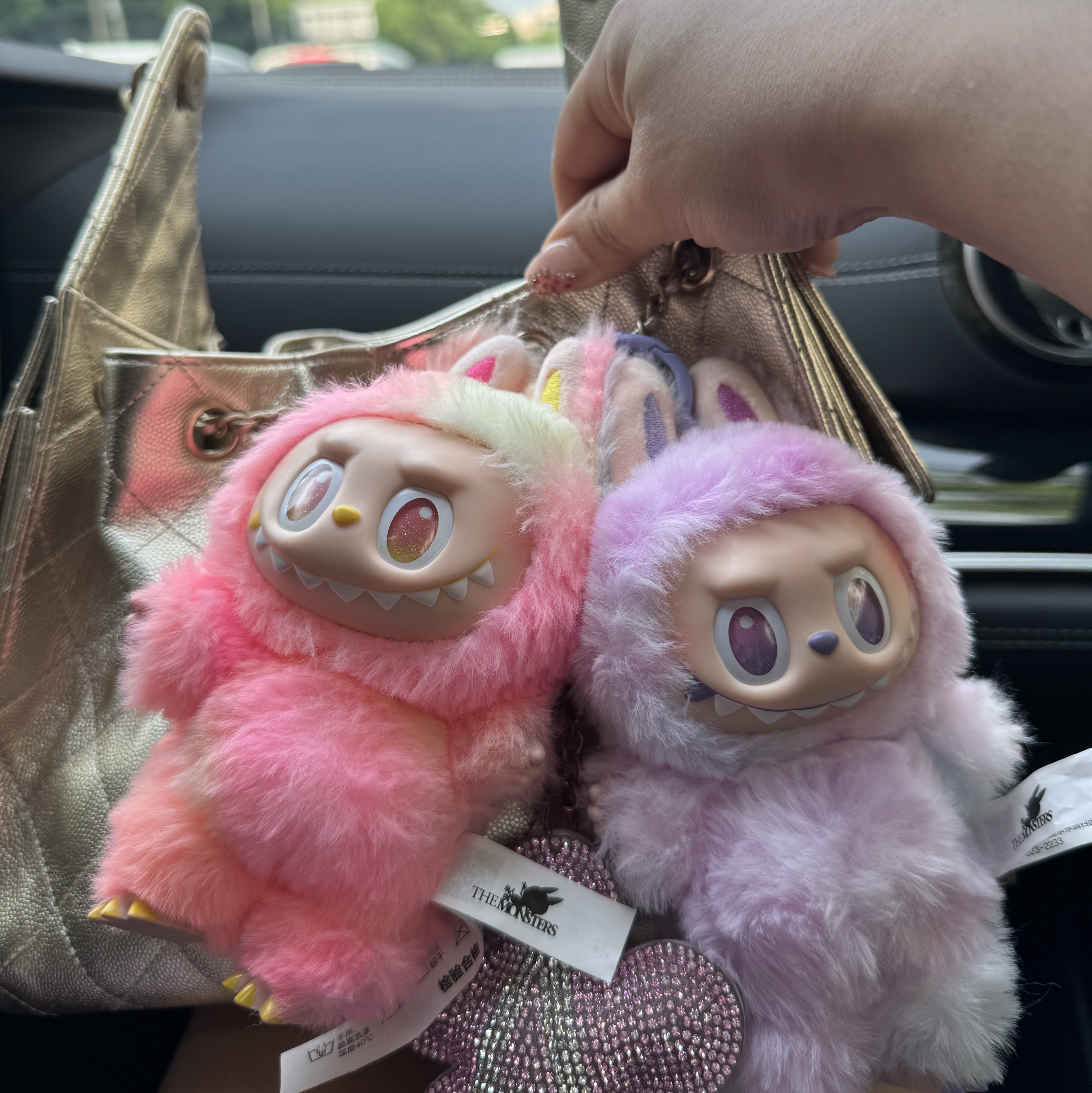 Pop Mart Labubu The Monsters Highlight Series Luck Keyring (Opened Case) 착용 스타일
