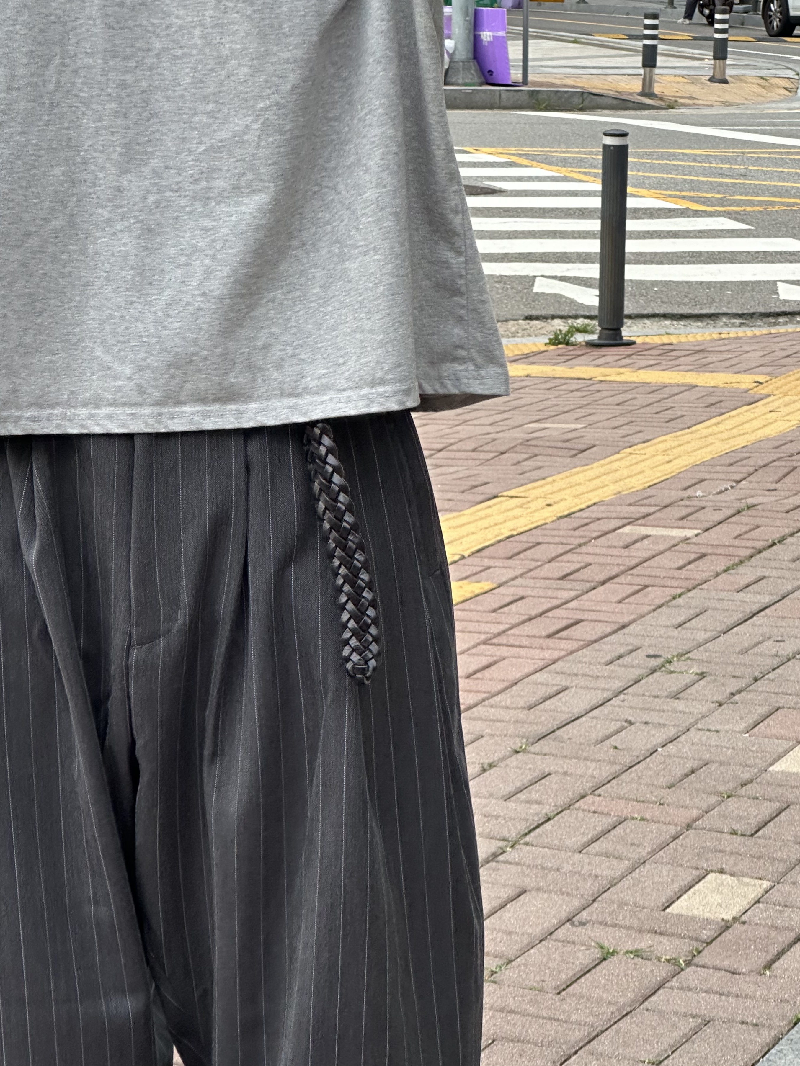 noun Wide Tapered Pants Stripe Charcoal, Dr. Martens 1461 Smooth Black 착용 스타일 - 5