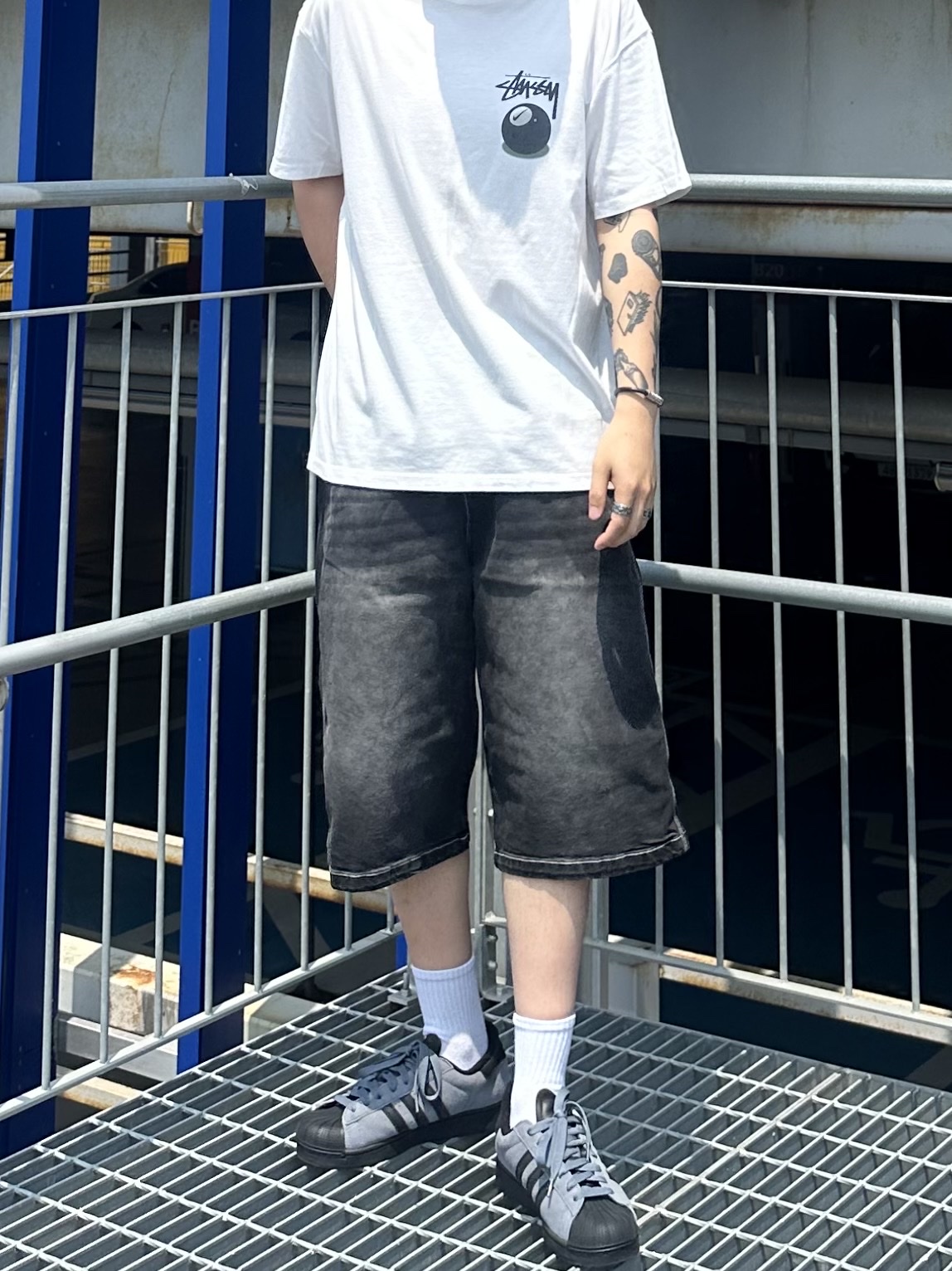 Nike x Stussy NRG FL SS 8 Ball T-Shirt White (DO9322-100) 착용 스타일 - 2