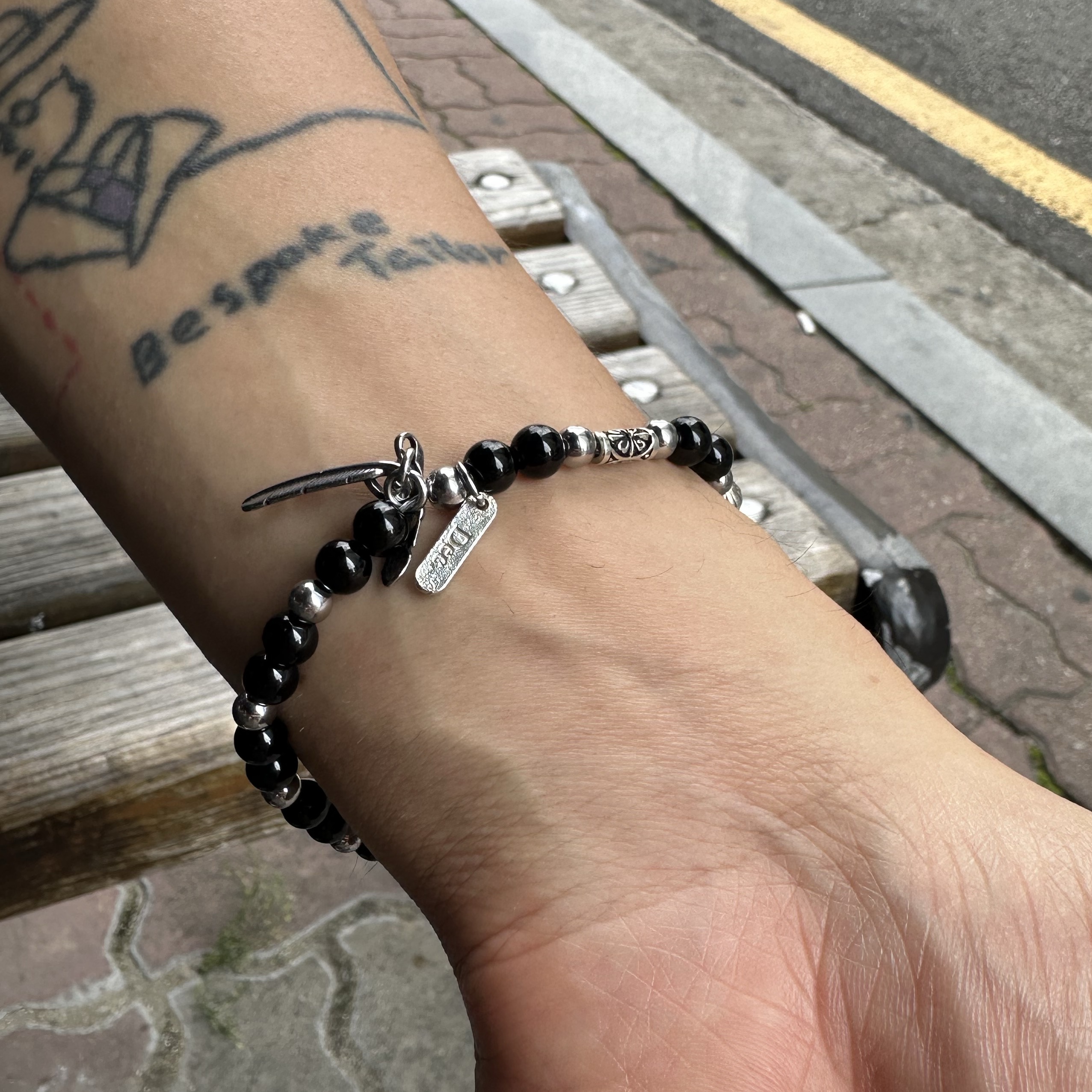 December Ten Onix Beads Bracelet 착용 스타일