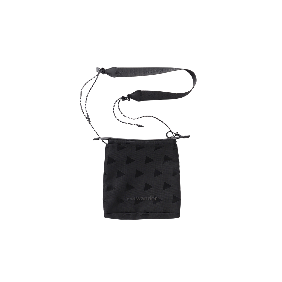 W31D6BG016_BK and wander Triangle JQ Sacoche
