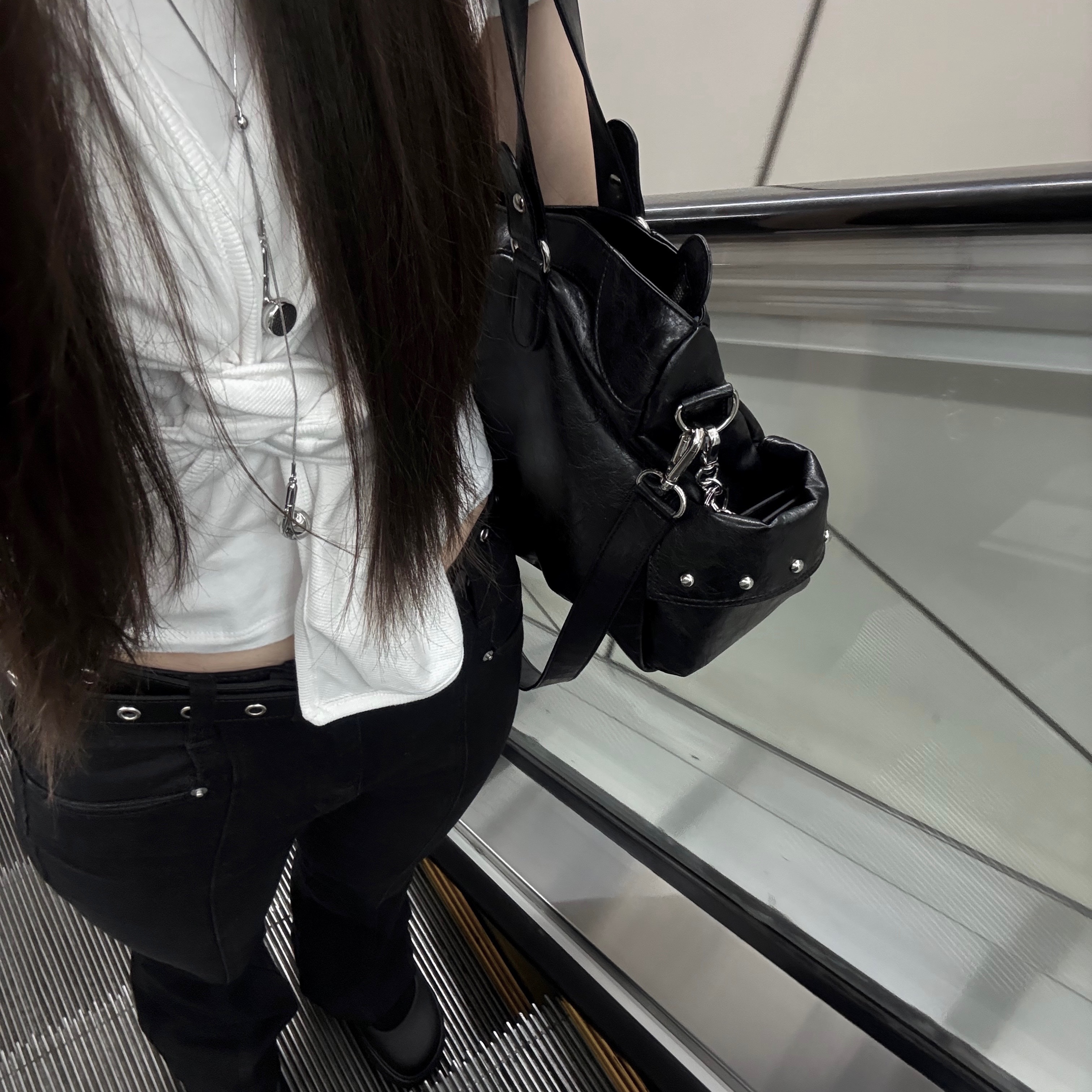 Crocs Stomp Mary Jane Sandal Black 착용 스타일