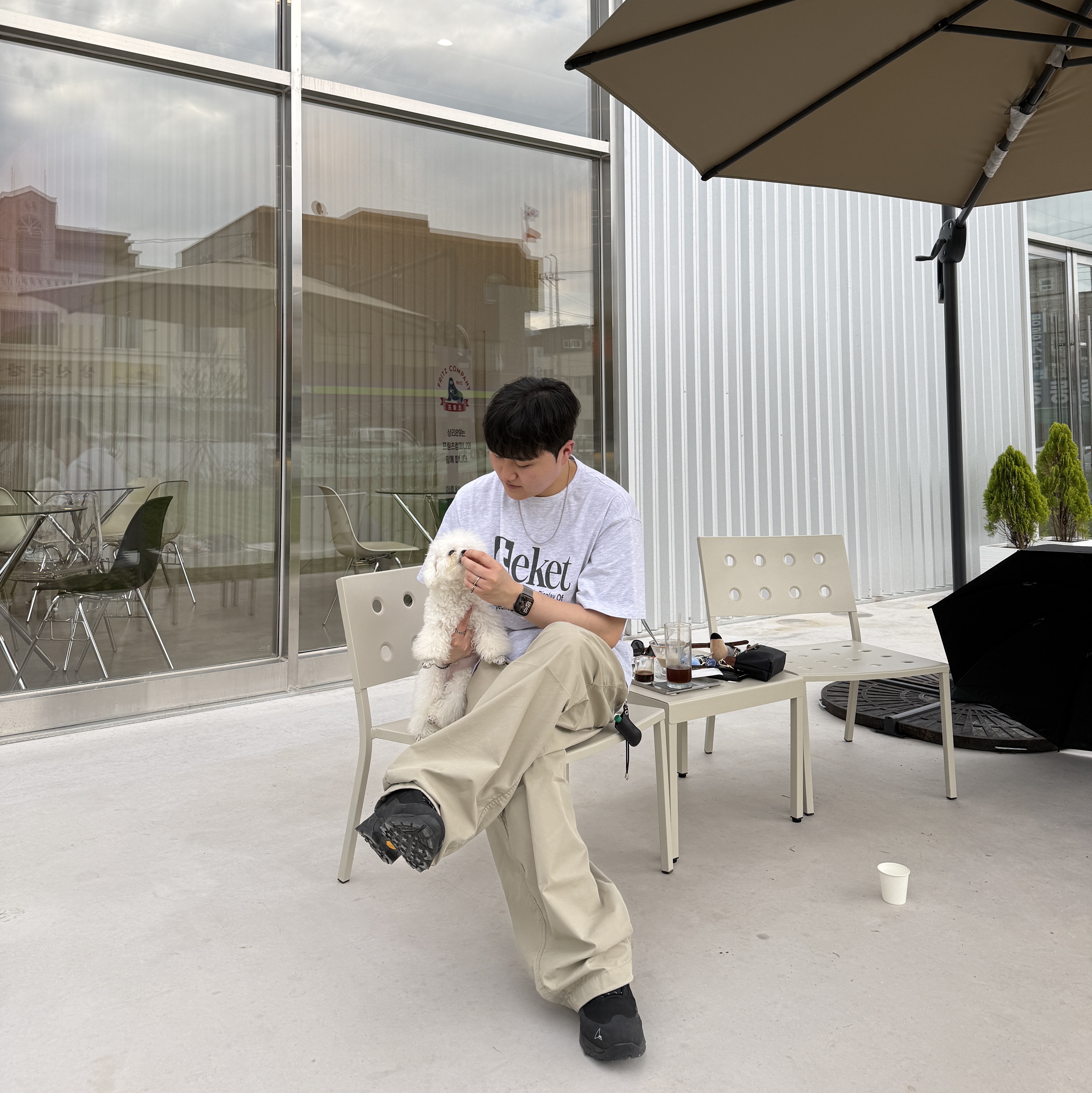 Teket Promise T-Shirt White, Roa Hiking Katharina Black 착용 스타일 - 1