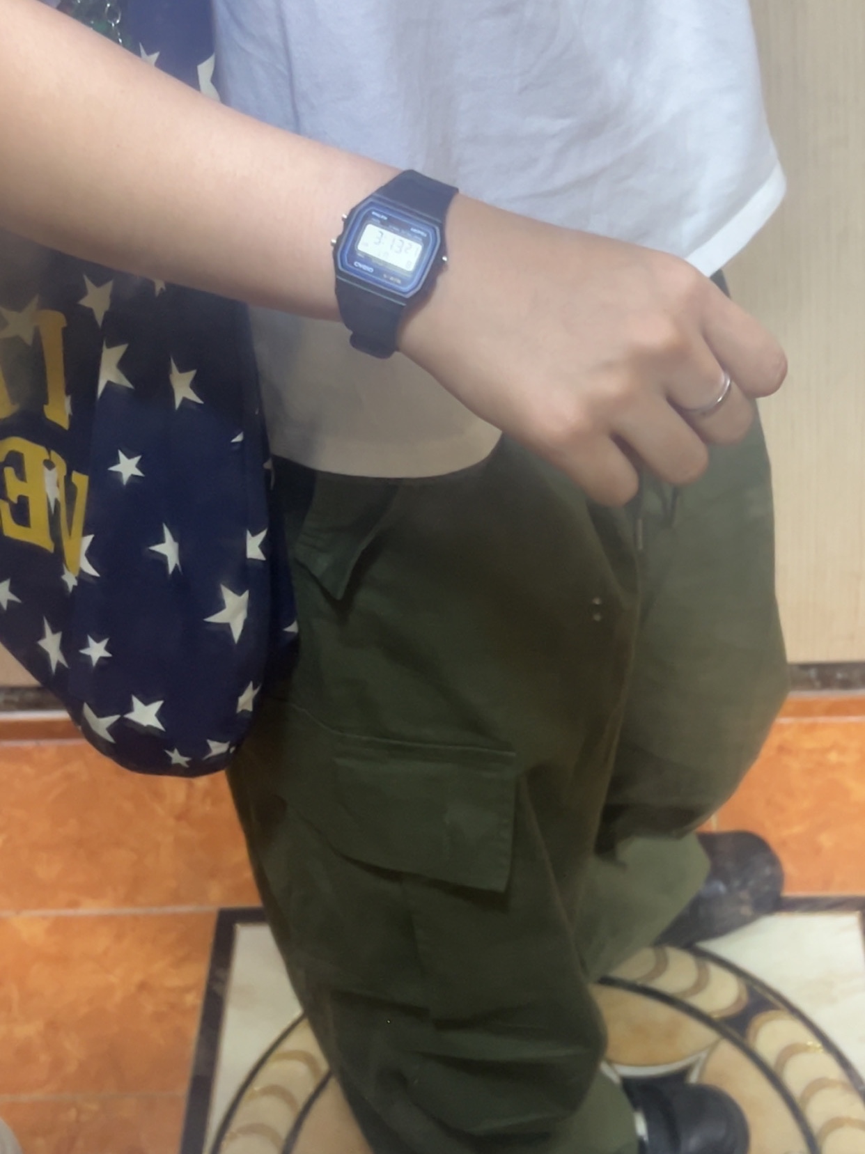 Casio F-91W-1 착용 스타일
