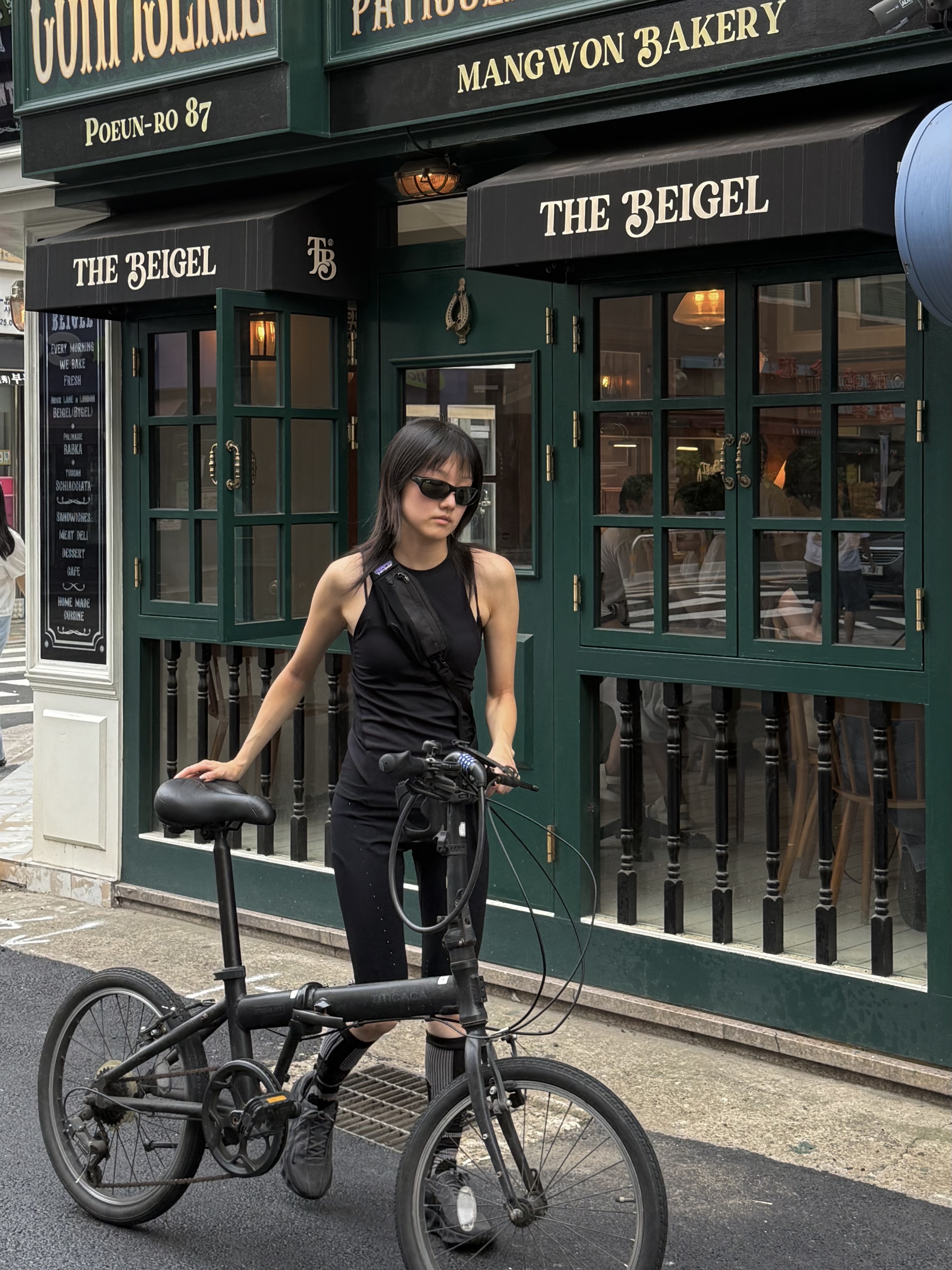 Roa Bones Long Socks Dark Brown, ROA Compression Biker Shorts Black 착용 스타일 - 1