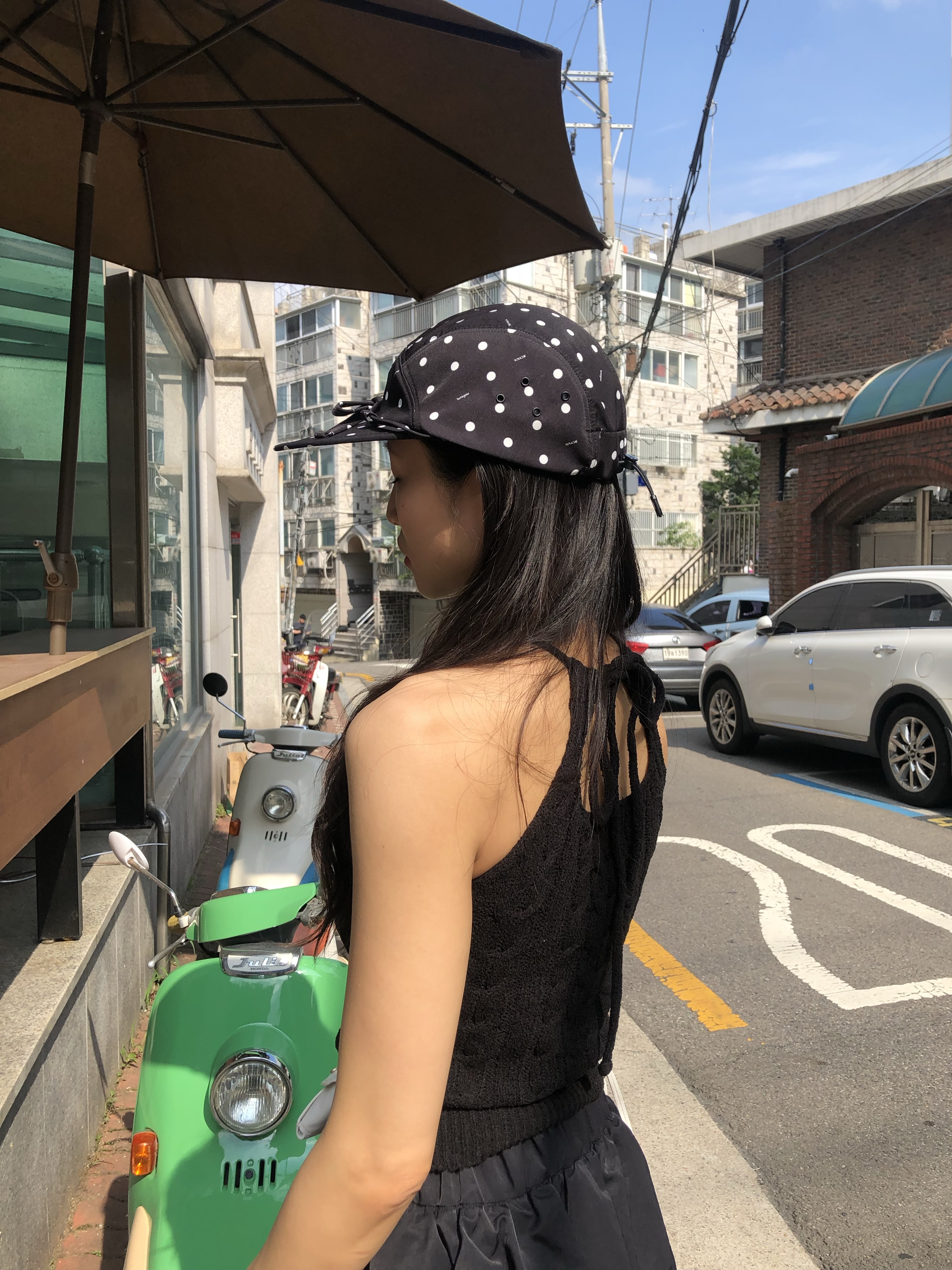 LOTS YOU X YOUCHE Duck Cap Black 착용 스타일 - 3