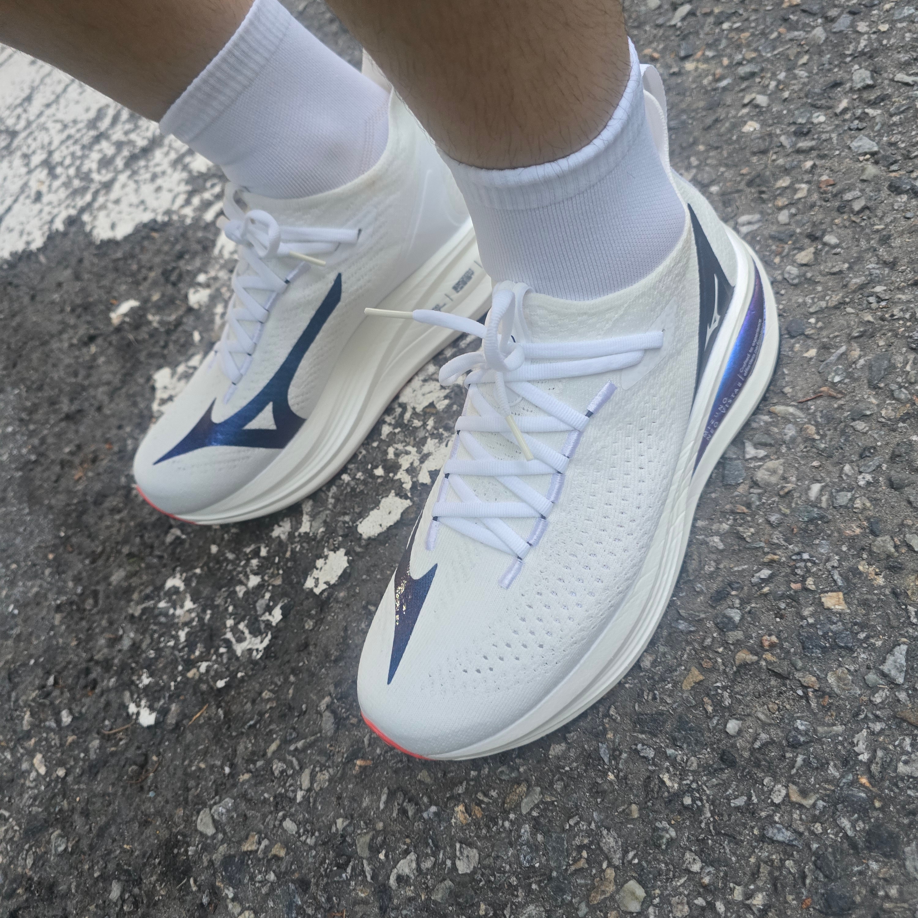 Mizuno Neo Vista 2 White Iris Bloom 착용 스타일