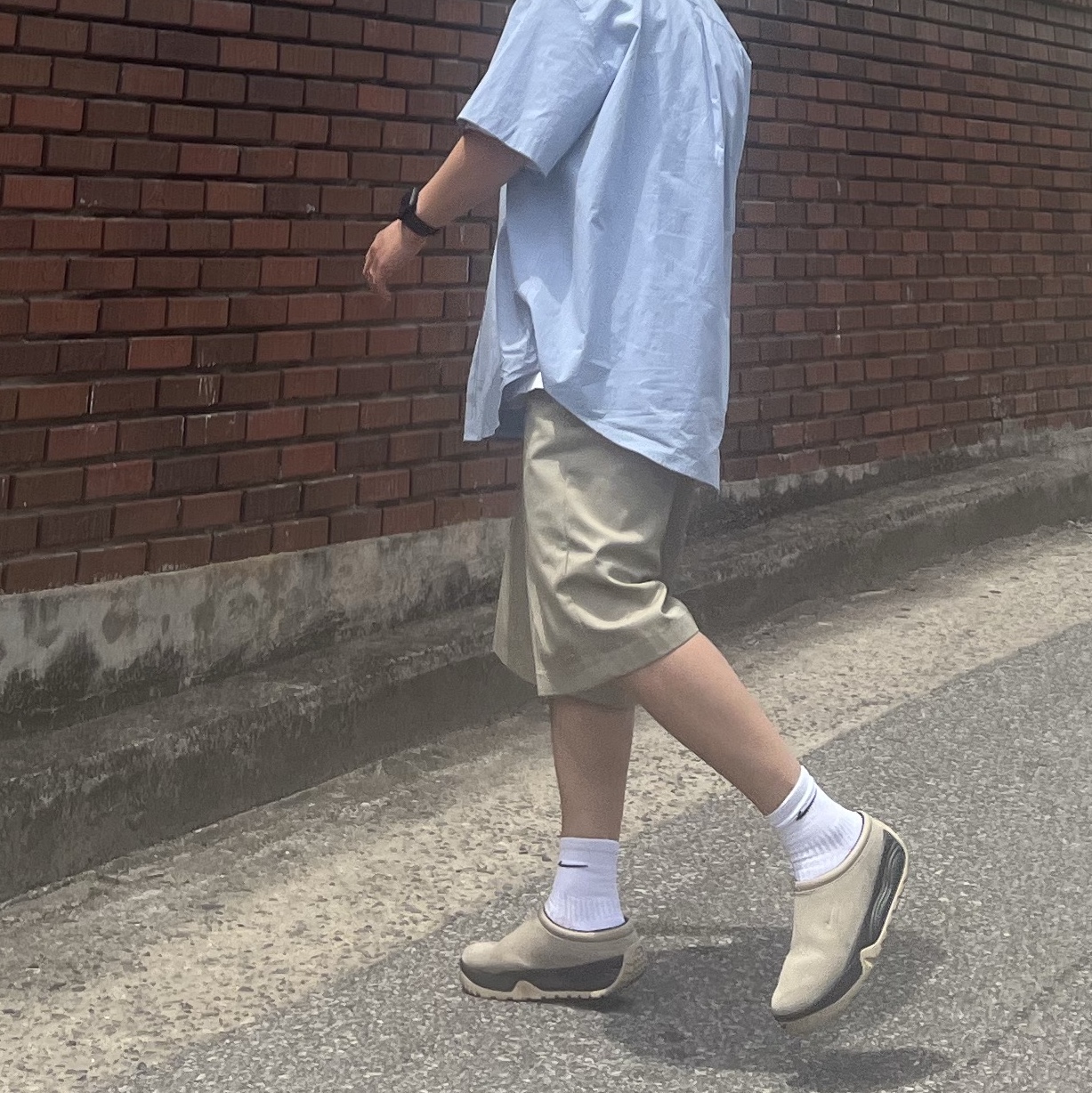 Nike ACG Rufus Limestone and Black 착용 스타일