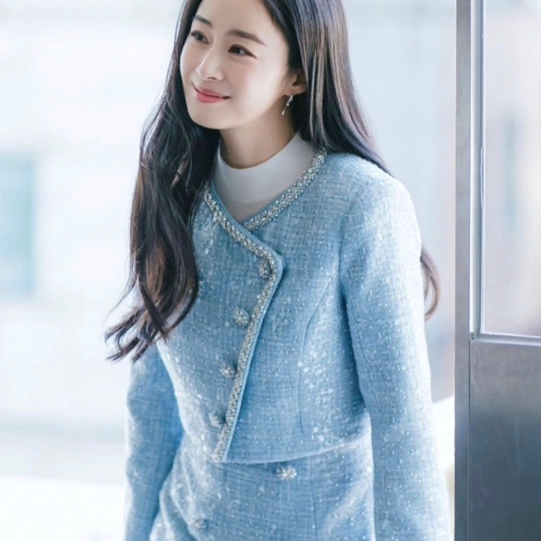 (W) Self Portrait Sequin Boucle Cropped Jacket Blue 착용 스타일 - 1
