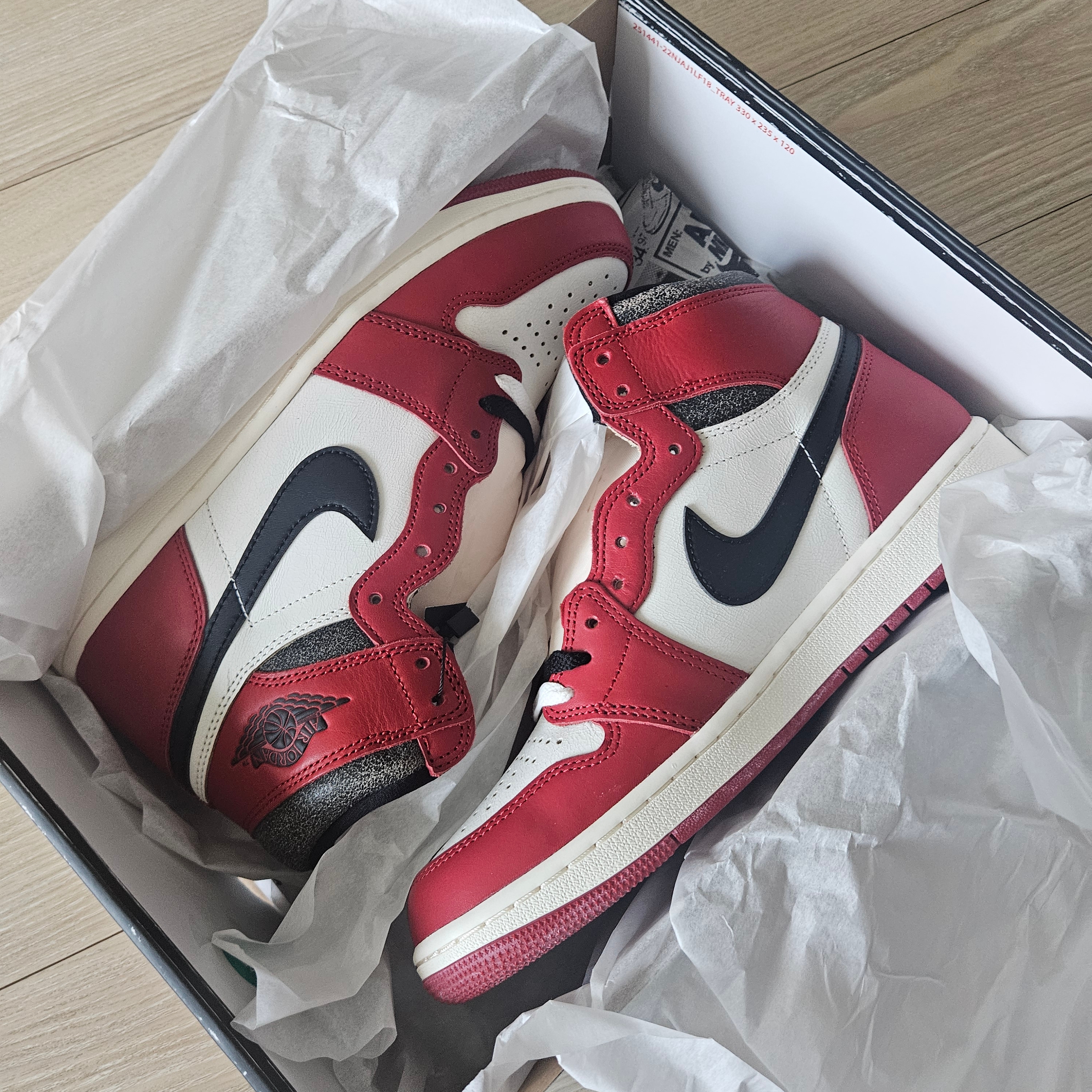 Jordan 1 Retro High OG Chicago 2022 착용 스타일 - 1