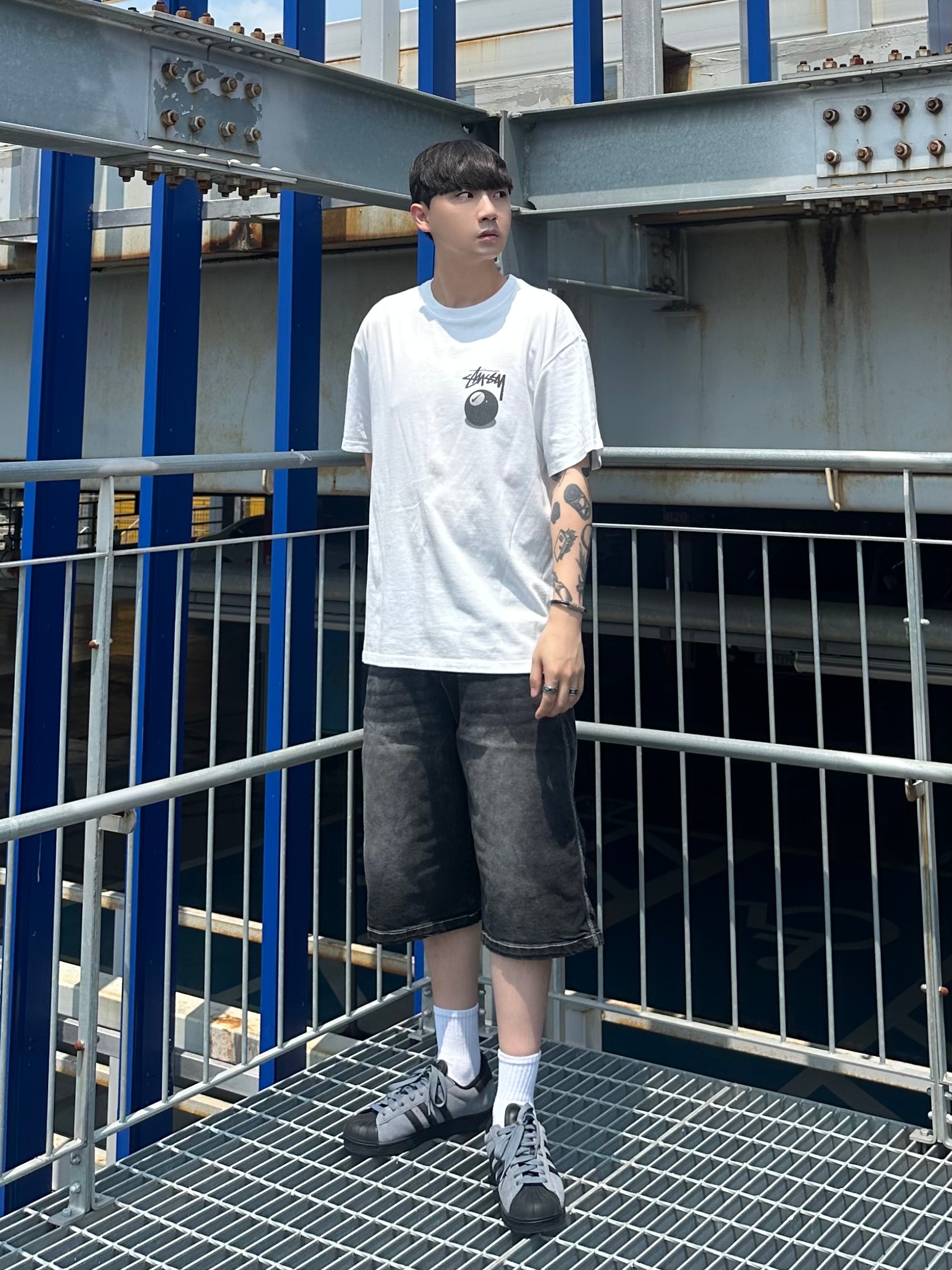 Nike x Stussy NRG FL SS 8 Ball T-Shirt White (DO9322-100) 착용 스타일 - 1