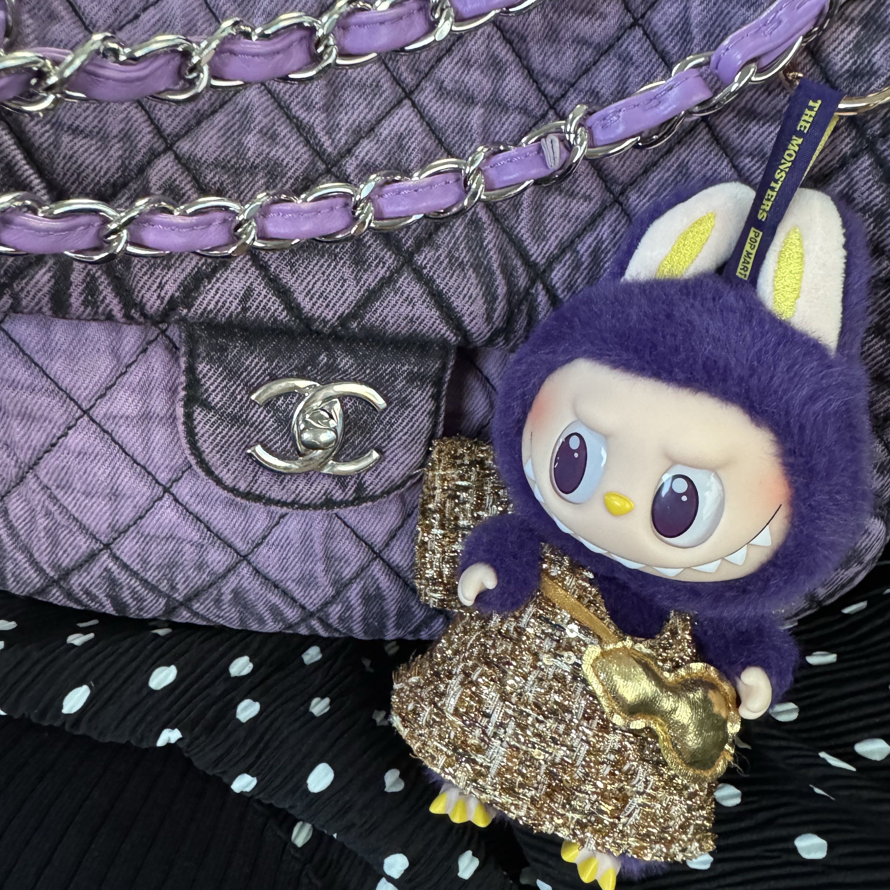 Pop Mart Labubu x Pronounce Lucky Fairy Toy Keyring 착용 스타일