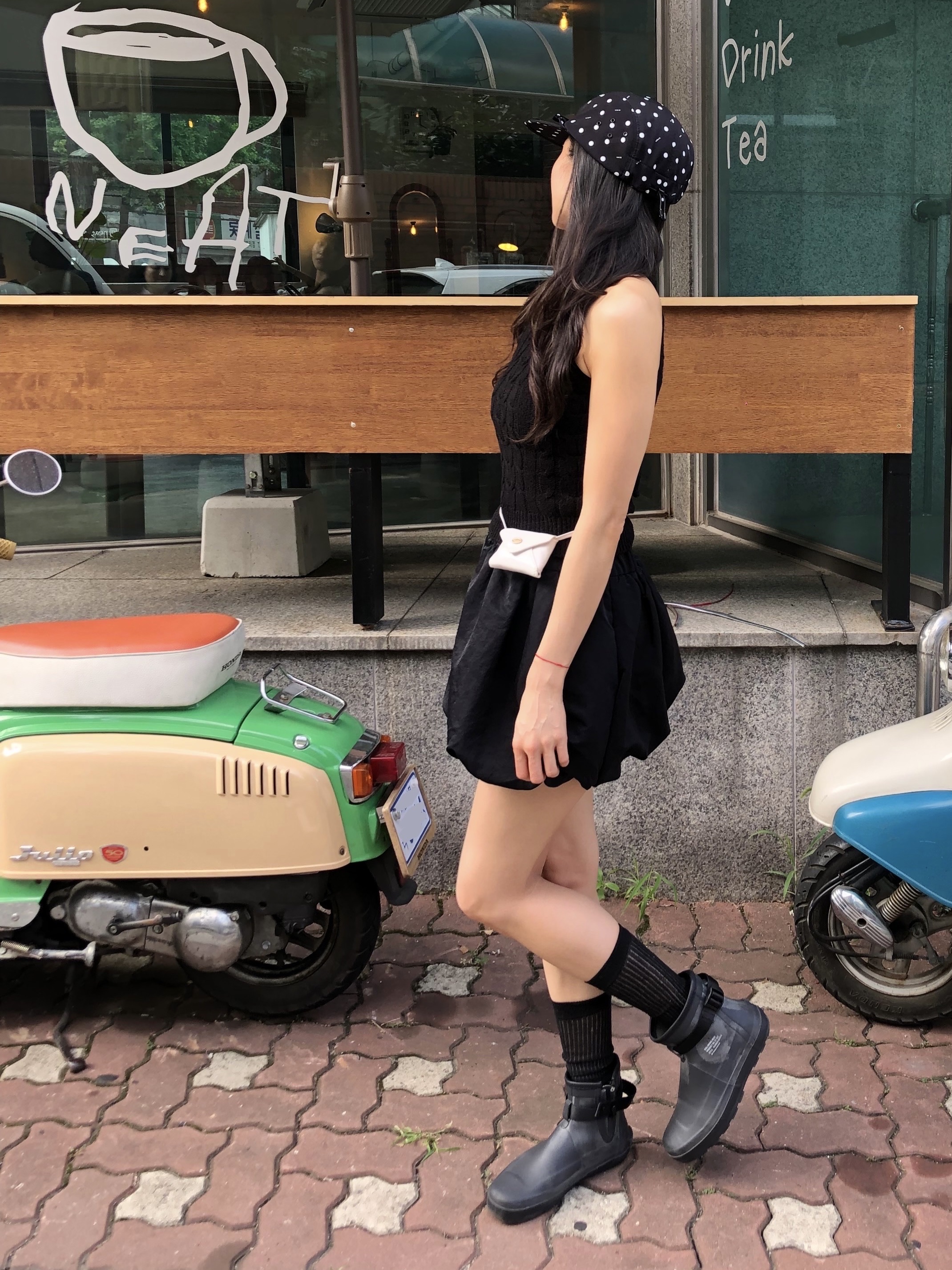 LOTS YOU X YOUCHE Duck Cap Black 착용 스타일 - 2