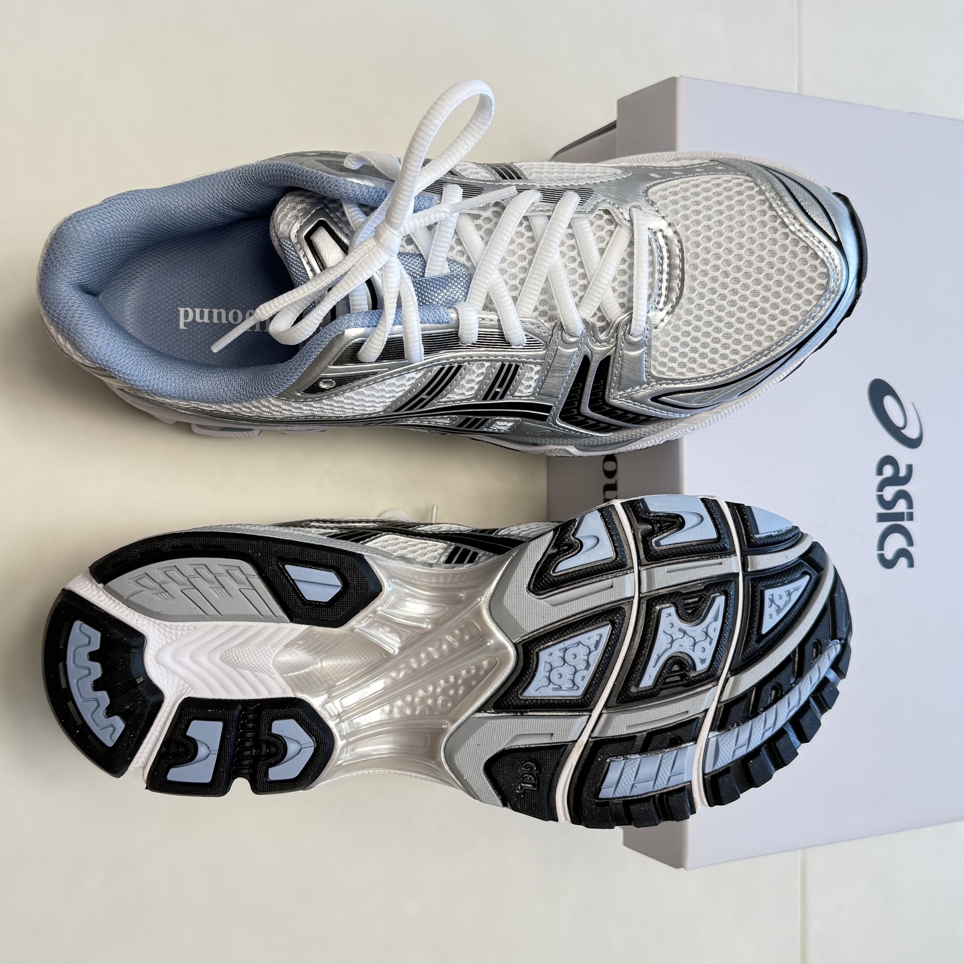 Asics x JJJJound Gel-Kayano 14 White Navy 착용 스타일 - 5