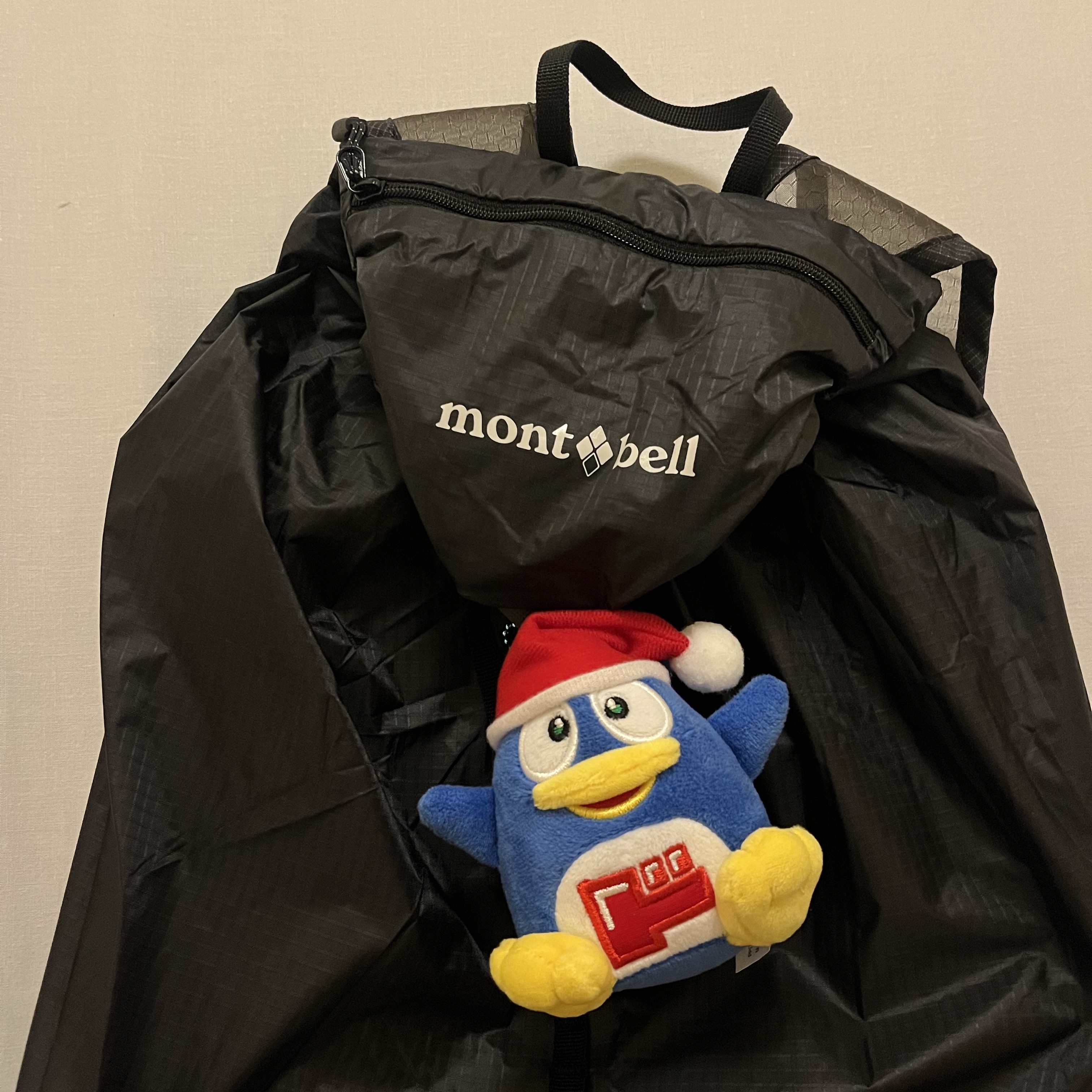 Montbell Versalite Pack 15 Backpack Gunmetal 착용 스타일
