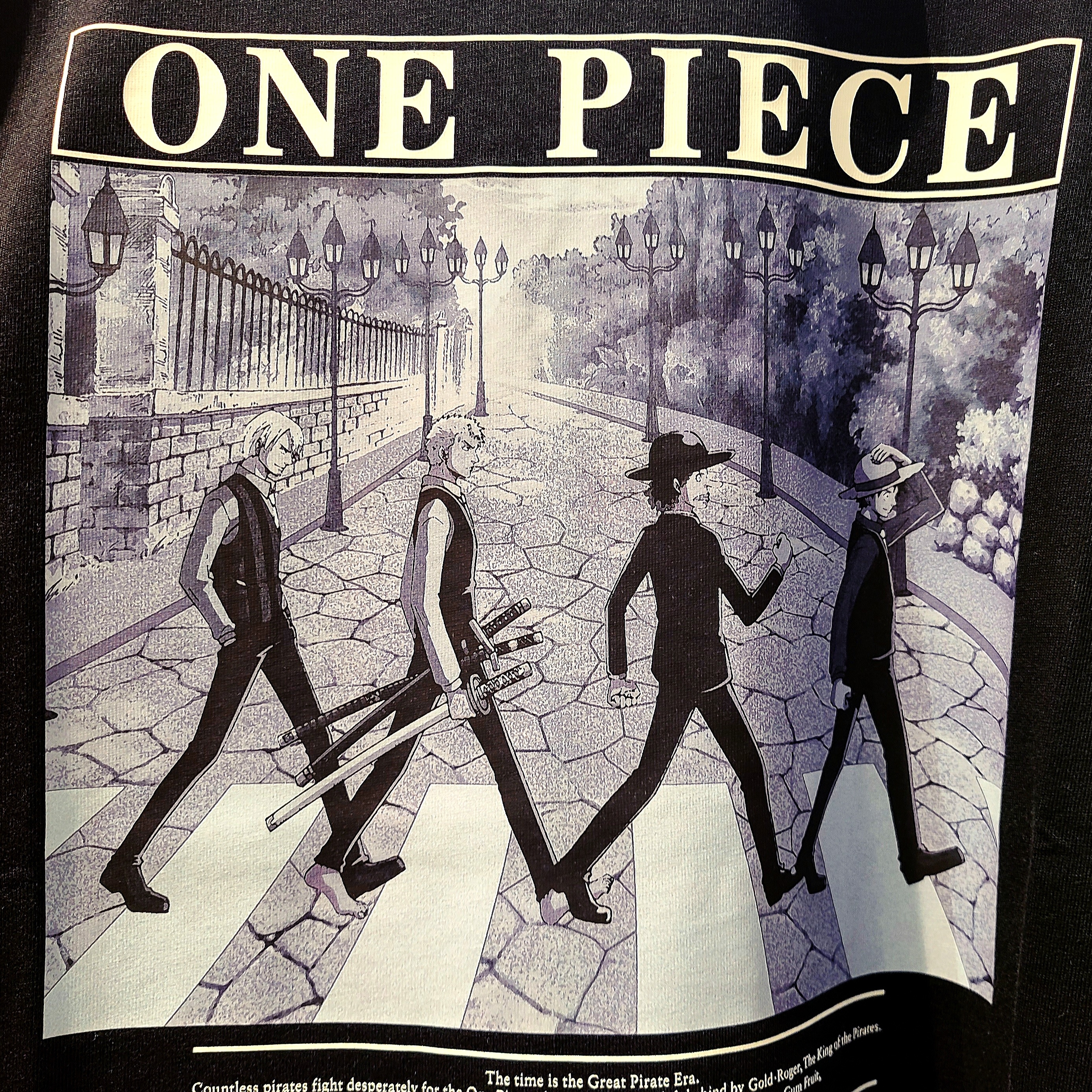 Uniqlo UT One Piece Graphic T-Shirt Black, Uniqlo UT One Piece Graphic T-Shirt White - KR 착용 스타일 - 1