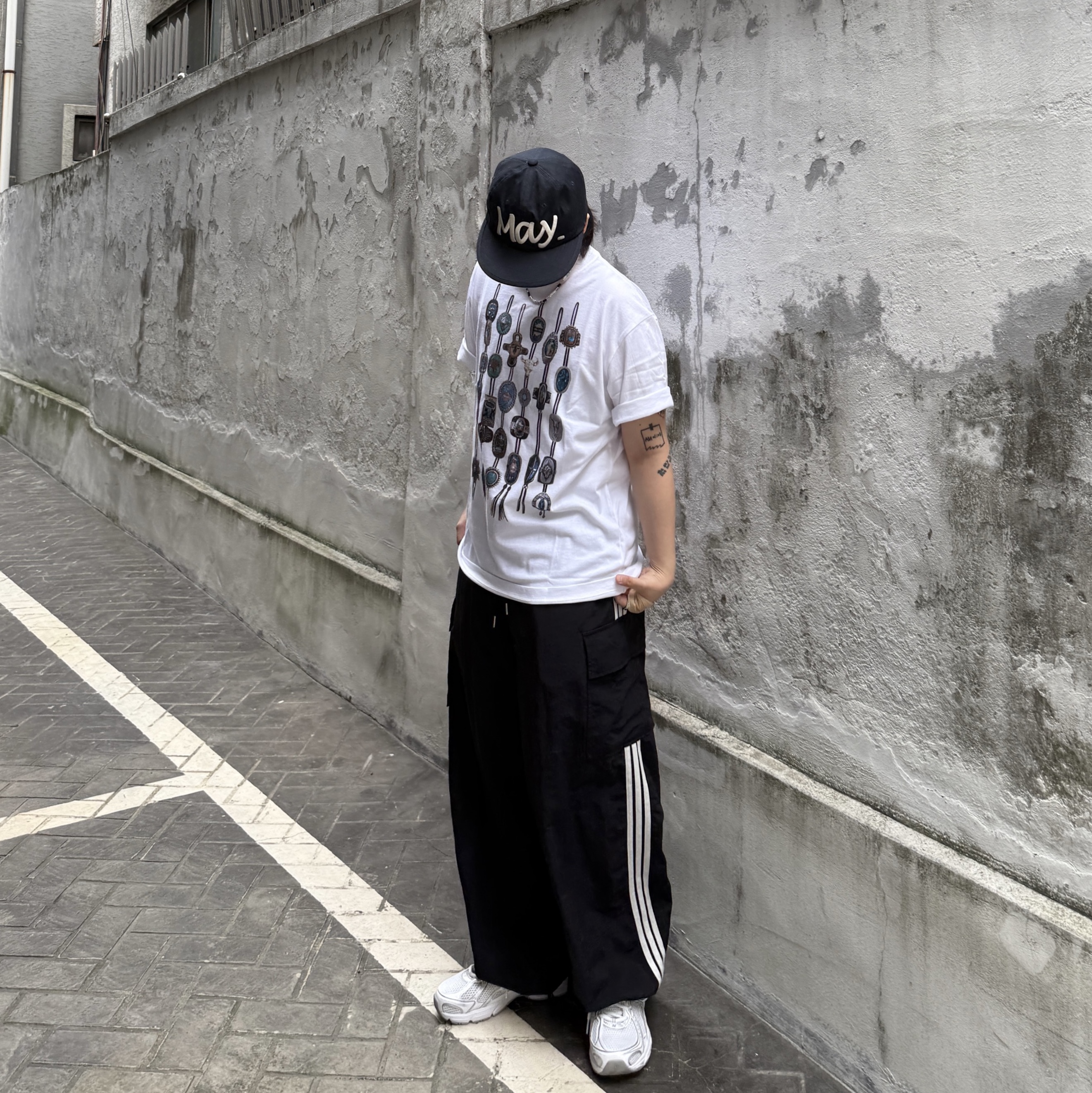BP2DISORDER May Camp Cap Navy 착용 스타일