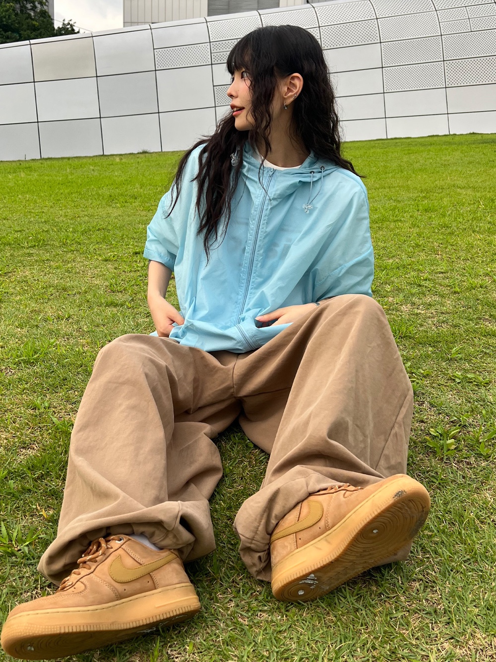 Casio A-158WA-1, Nike Air Force 1 '07 WB Flax 착용 스타일 - 2