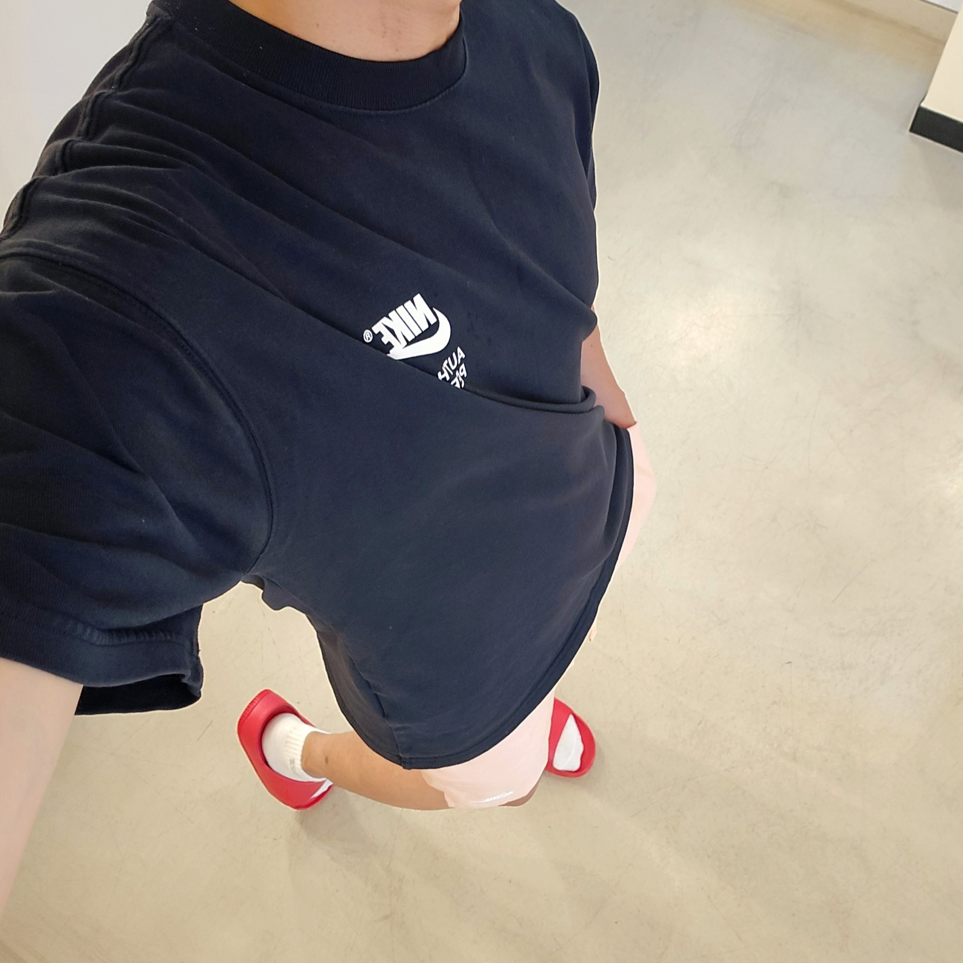 Nike NSW Authorized Personnel T-Shirt Black - Asia, Nike NSW Authorized Personnel T-Shirt Black - US/EU 착용 스타일 - 1