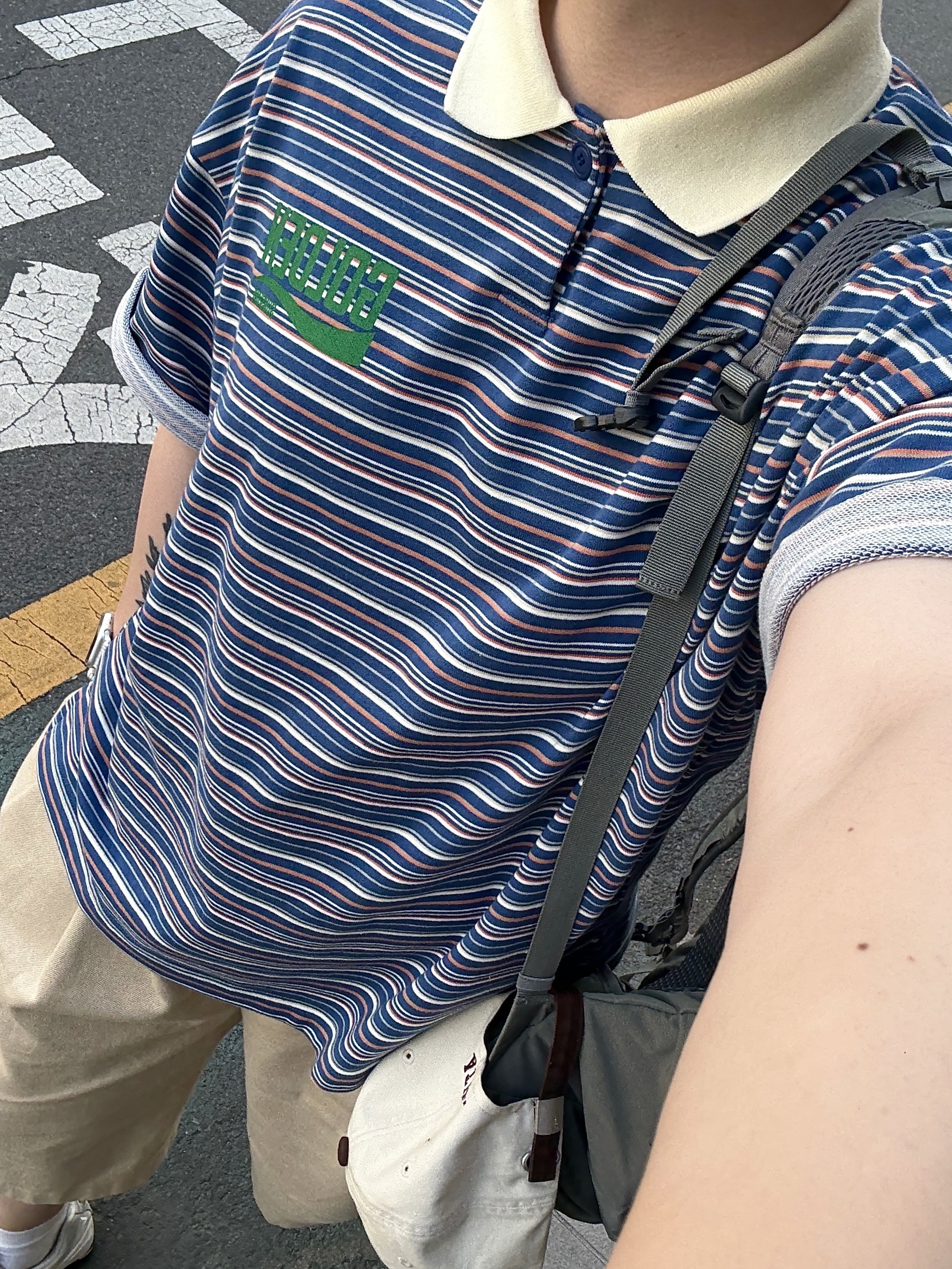 Nike Shox R4 PRM Light Iron Ore and Phantom, Apple Watch SE 2024 40mm GPS Silver Aluminium Case with Sport Band S/M Denim (Korean Ver.) 착용 스타일 - 3