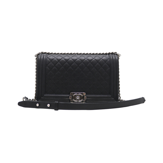 ITFM625OWBJ5 Chanel Boy Bag Medium Caviar