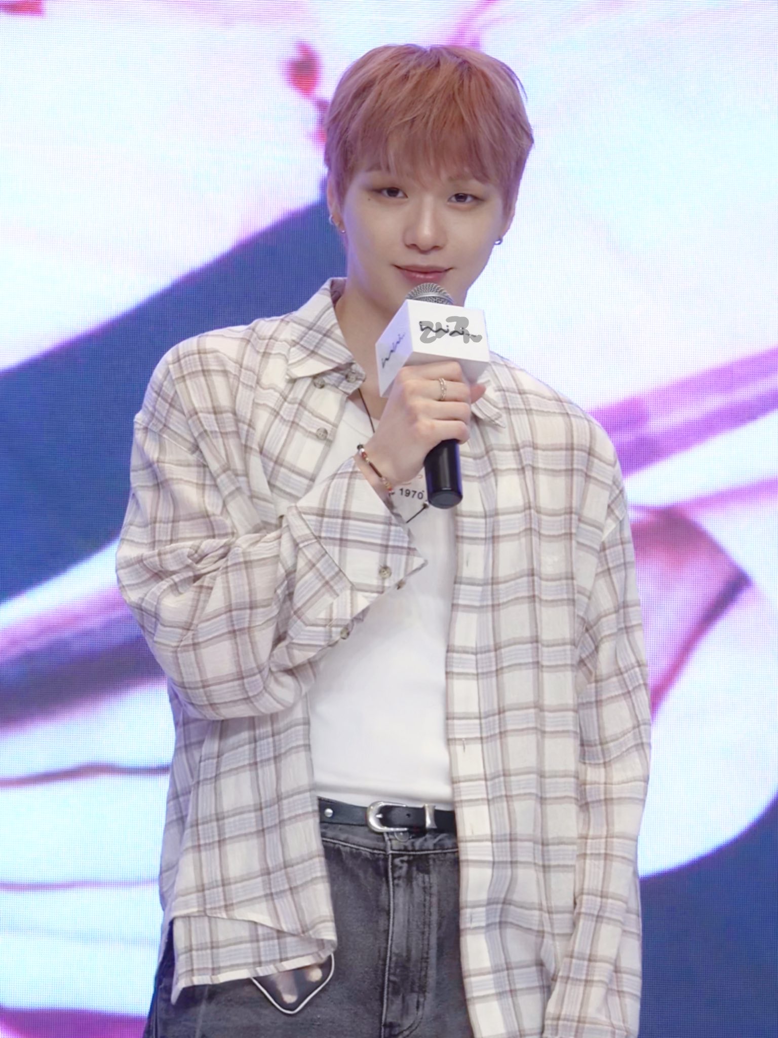 Undermycar Mu.122 Original Logo Basic Long Sleeve Check Shirts Purple Beige 착용 스타일