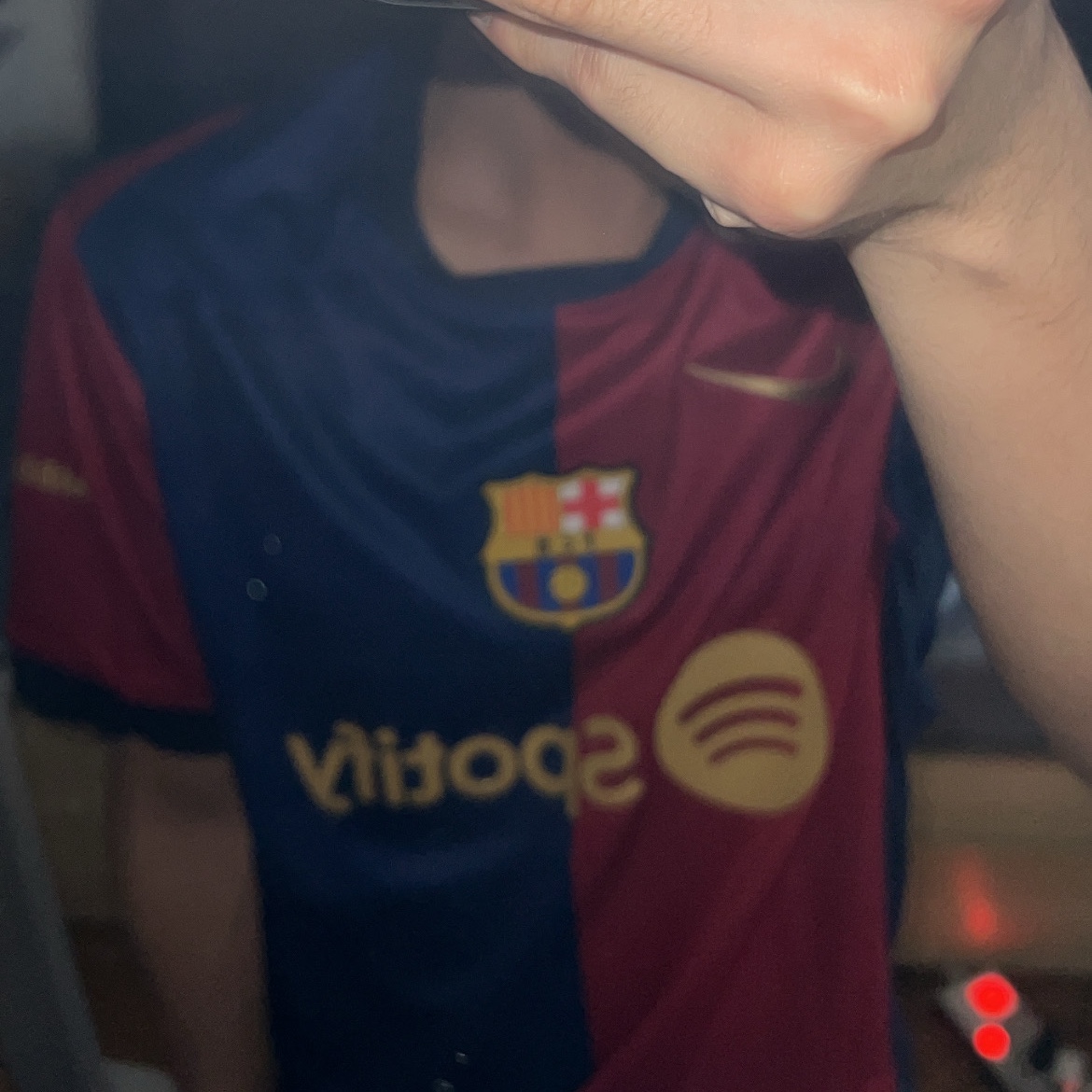 Nike FC Barcelona 2024/25 Dri-Fit Stadium Home Jersey Deep Royal Blue Noble Red (Non Marking Ver.) 착용 스타일 - 2