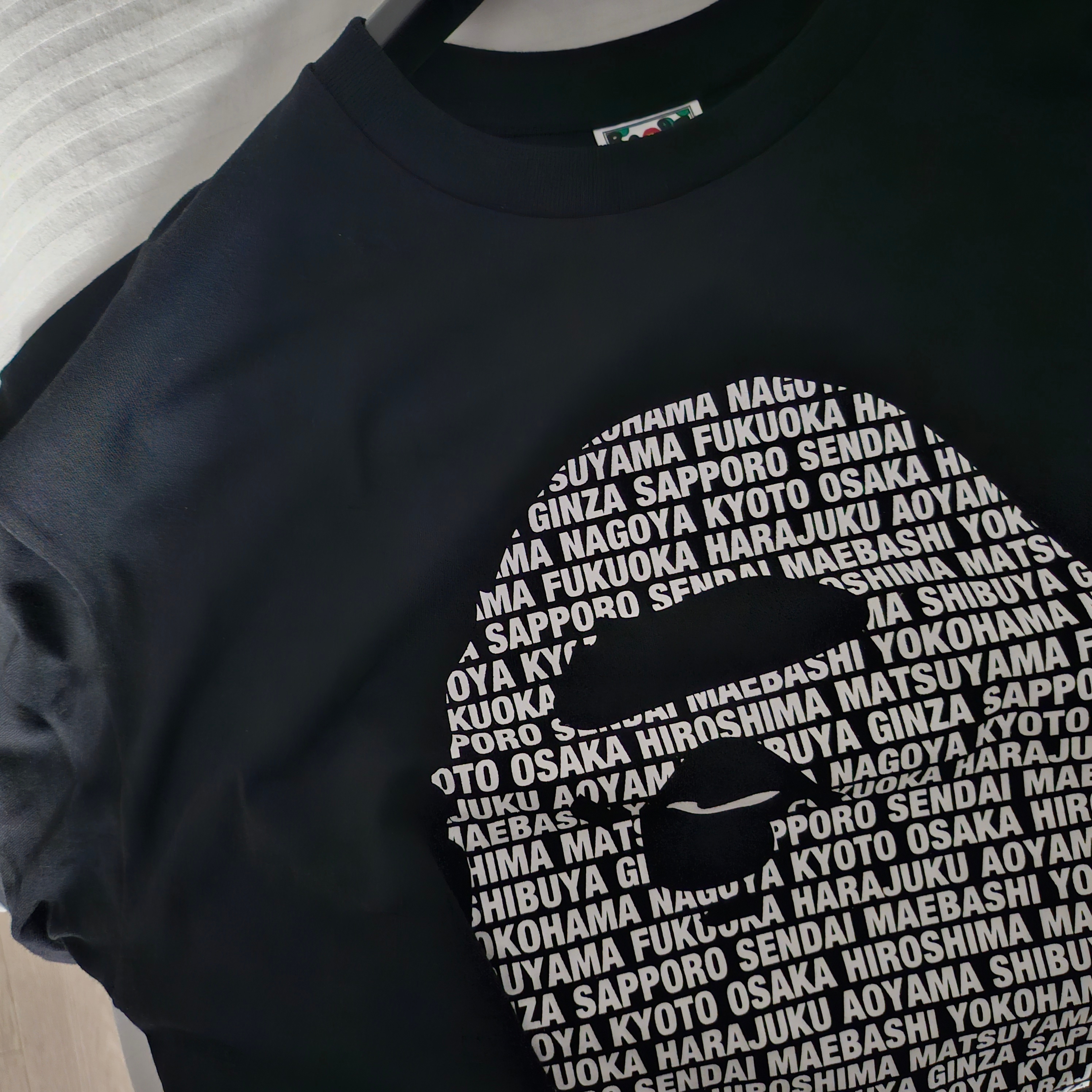 BAPE Japan Ape Head T-Shirt Black 착용 스타일 - 4