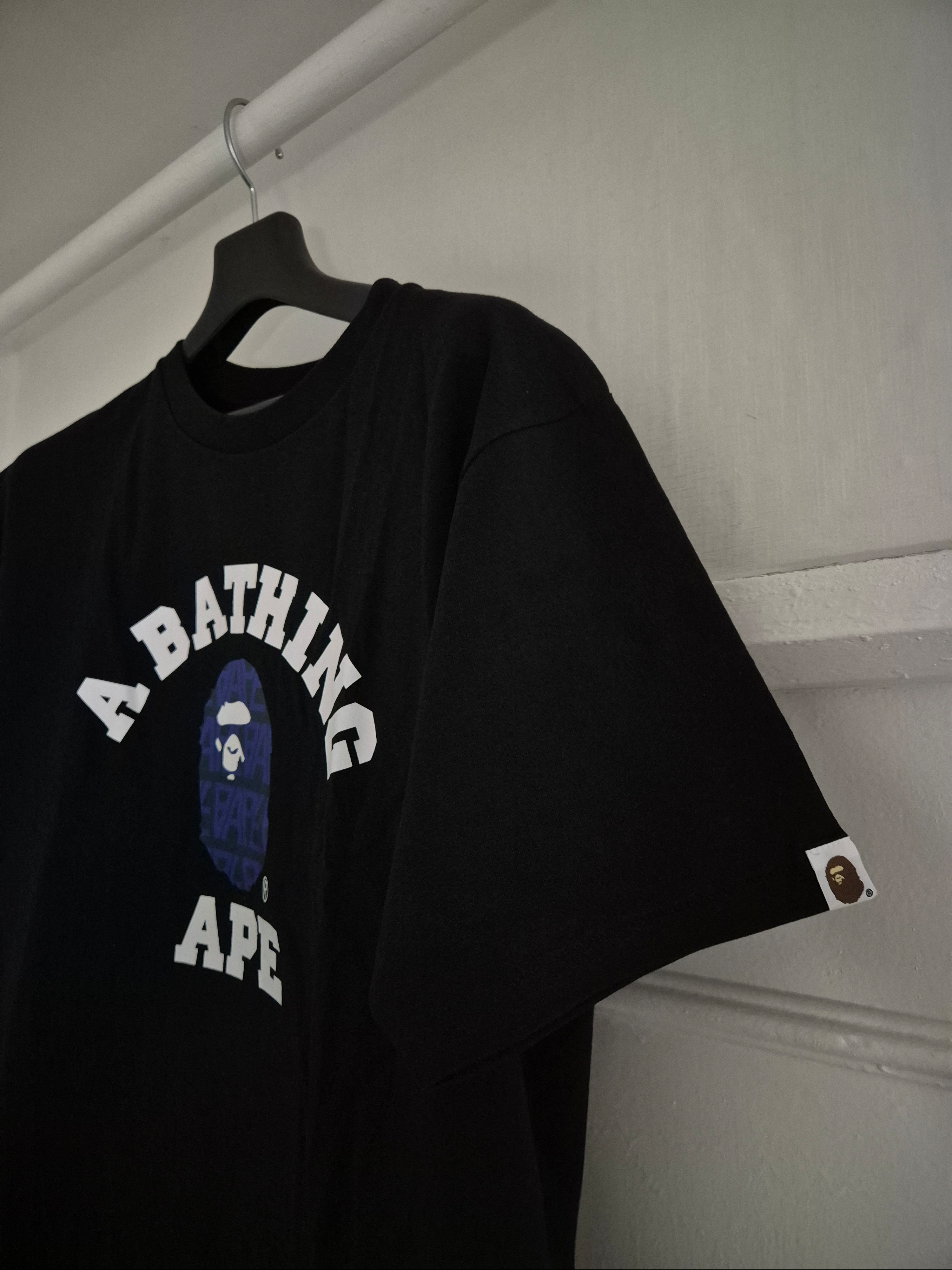 BAPE Bape Logo Monogram College T-Shirt Black, BAPE College T-Shirt Black 착용 스타일 - 4