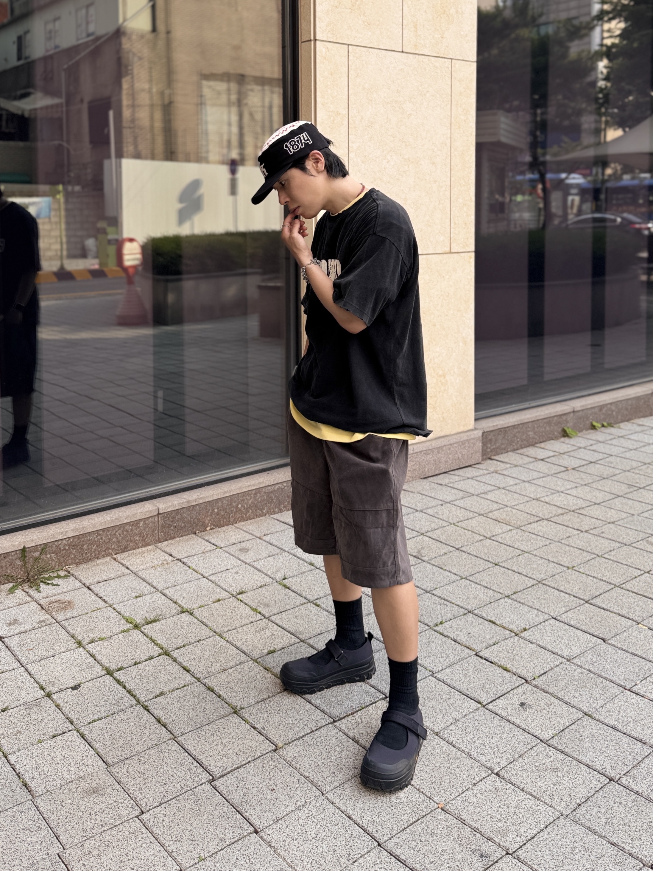 Amomento Vibram Mary Jane Black - 24FW, Hono Report Leaf Bracelet 착용 스타일 - 4