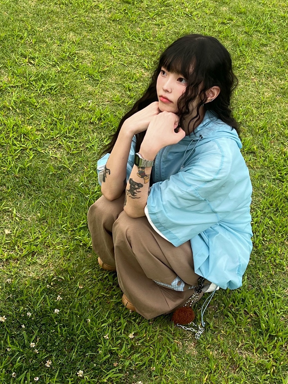 Casio A-158WA-1, Nike Air Force 1 '07 WB Flax 착용 스타일 - 3