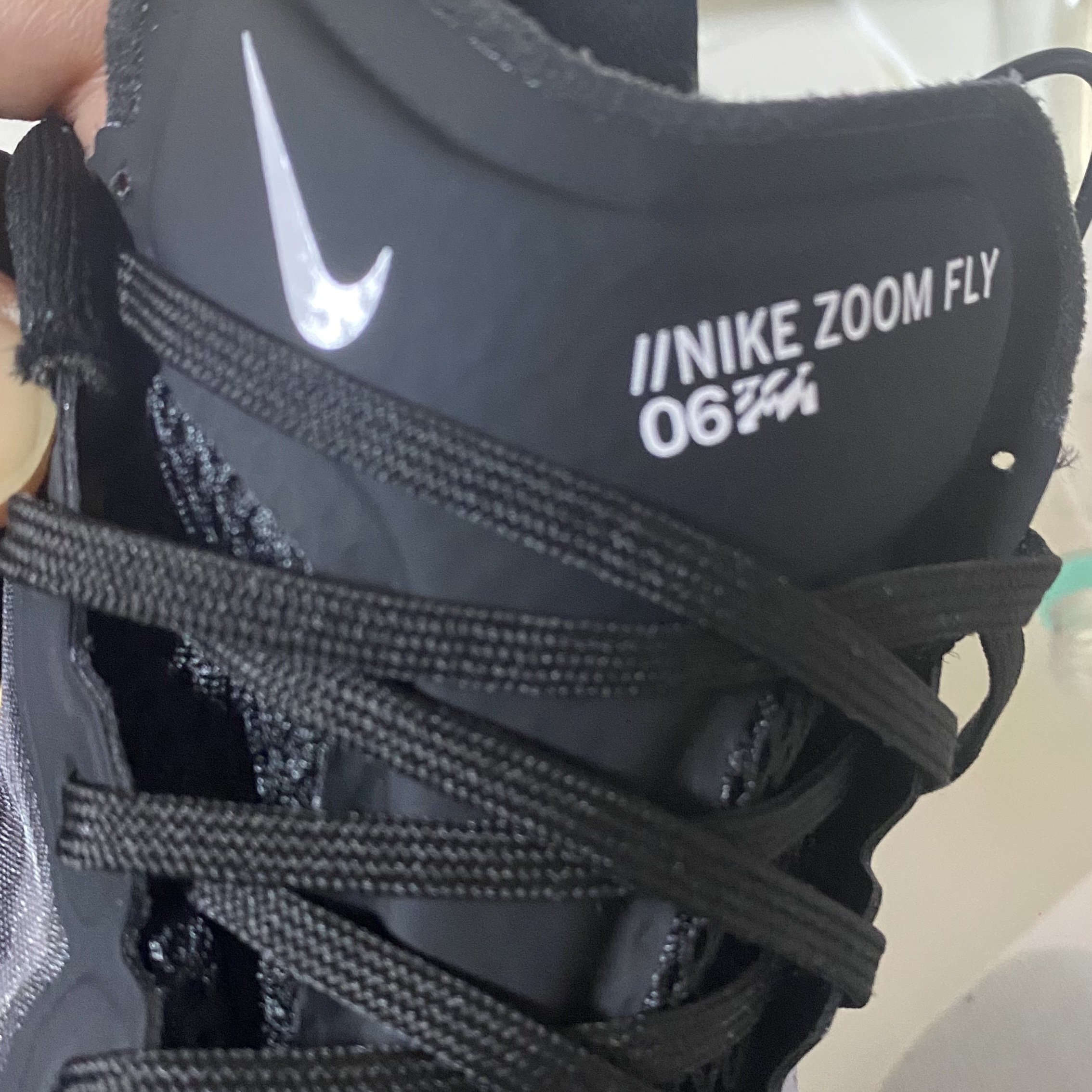 Nike Zoom Fly 6 Black Light Smoke Grey 착용 스타일 - 3
