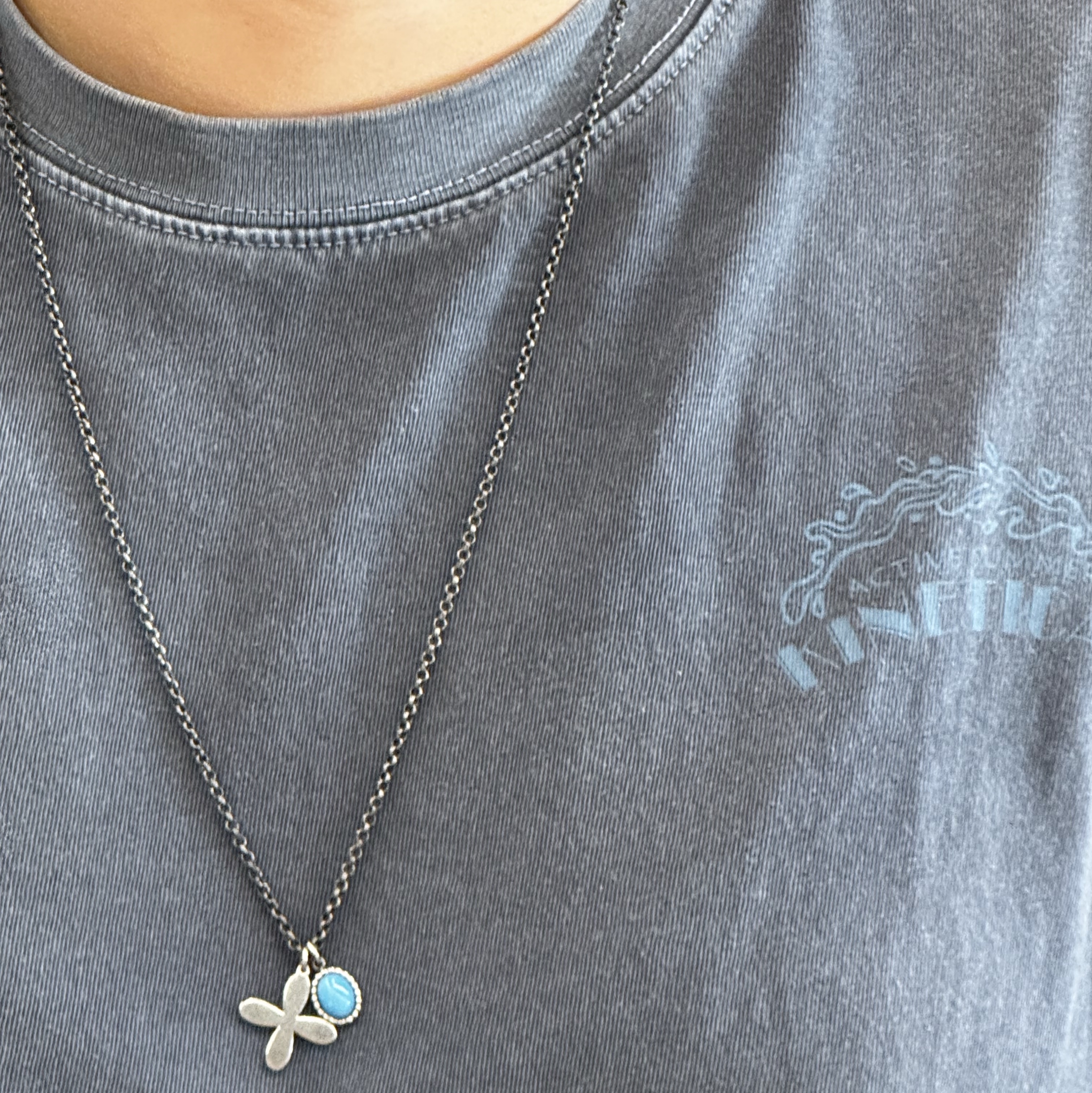 Riomeu Blue Turquoise Vintage Chain Necklace 착용 스타일