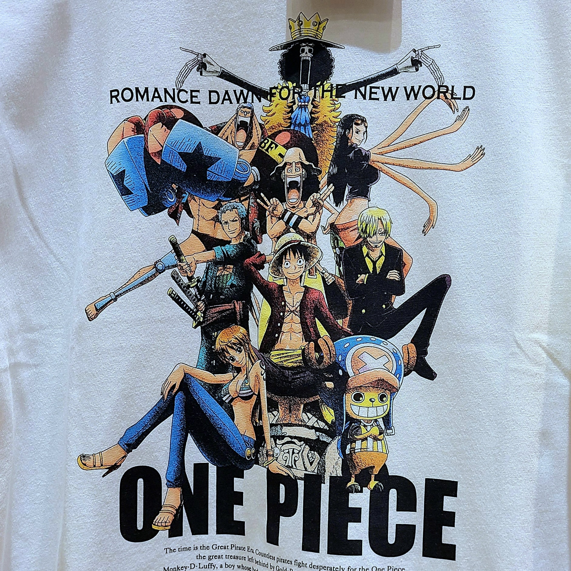 Uniqlo UT One Piece Graphic T-Shirt Black, Uniqlo UT One Piece Graphic T-Shirt White - KR 착용 스타일 - 4