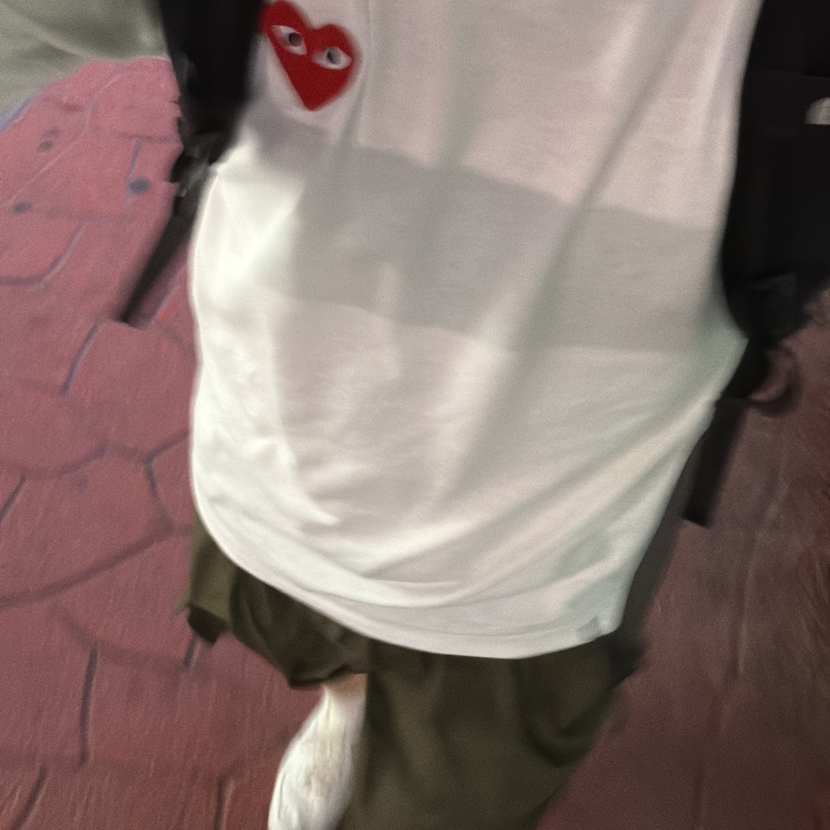 Play Comme des Garcons Red Heart T-Shirt White, Nike Air Force 1 '07 Low White 착용 스타일