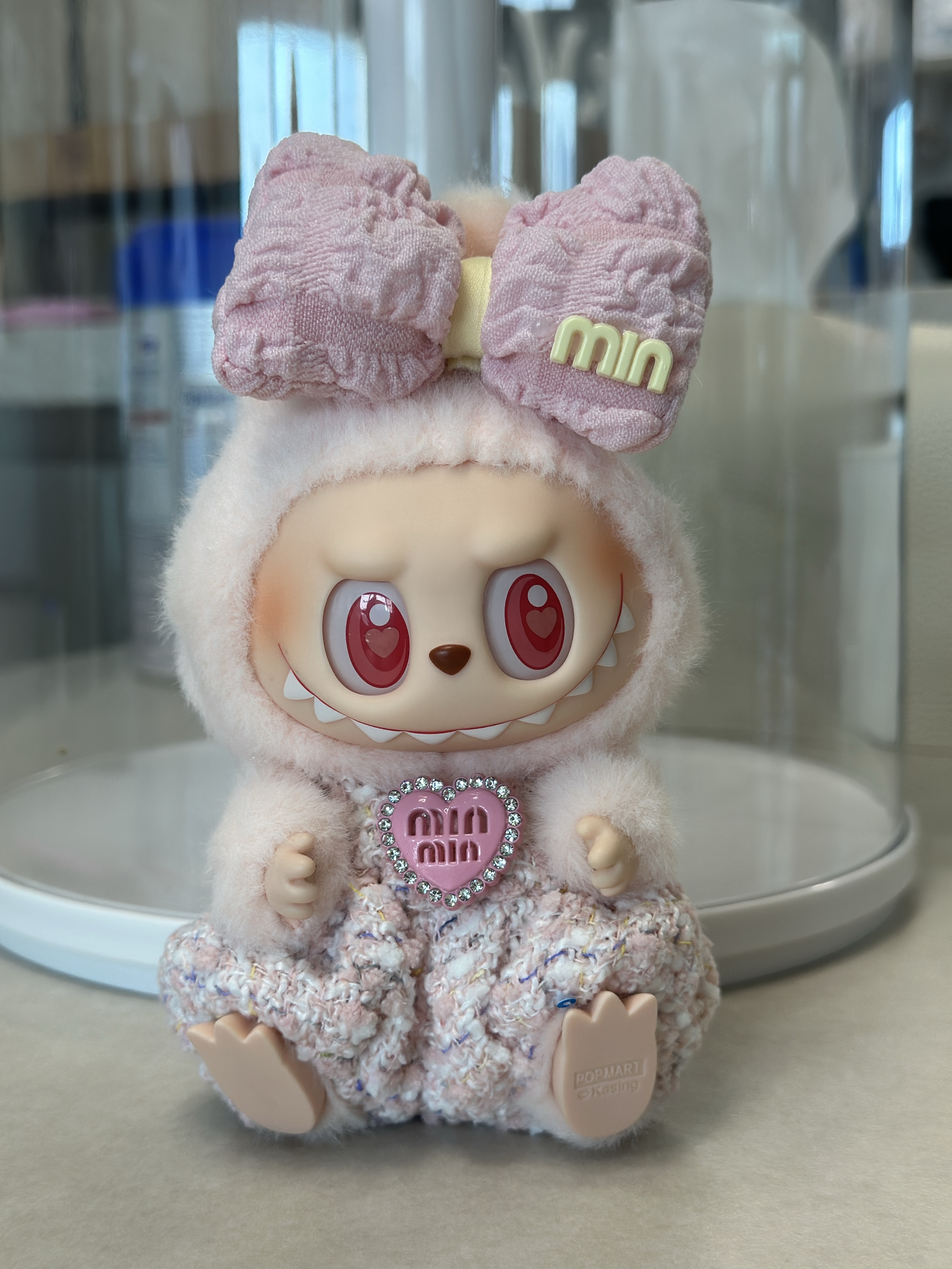 Pop Mart Labubu Let's Play Together Doll Series Dada Keyring (Opened Case) 착용 스타일