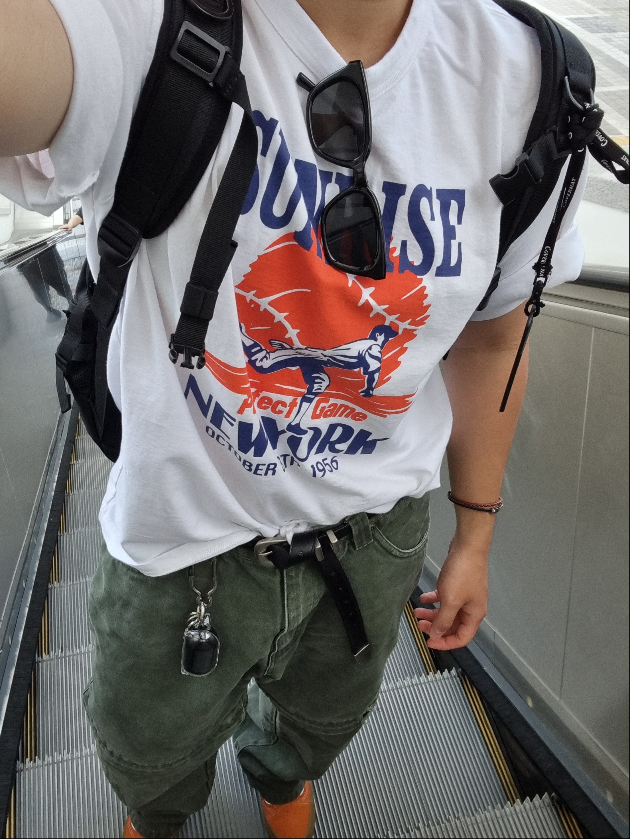 Covernat New Authentic Backpack 31L Black 착용 스타일 - 1