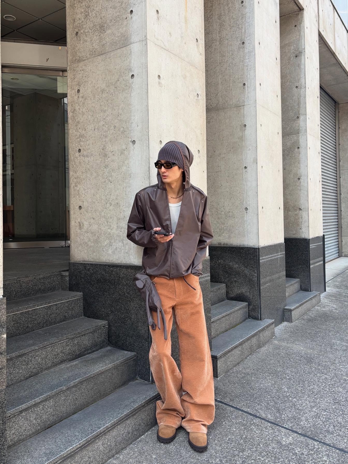 [KREAM 단독] Jian Ye Basic Unit 05 Brown - 25SS 착용 스타일 - 2