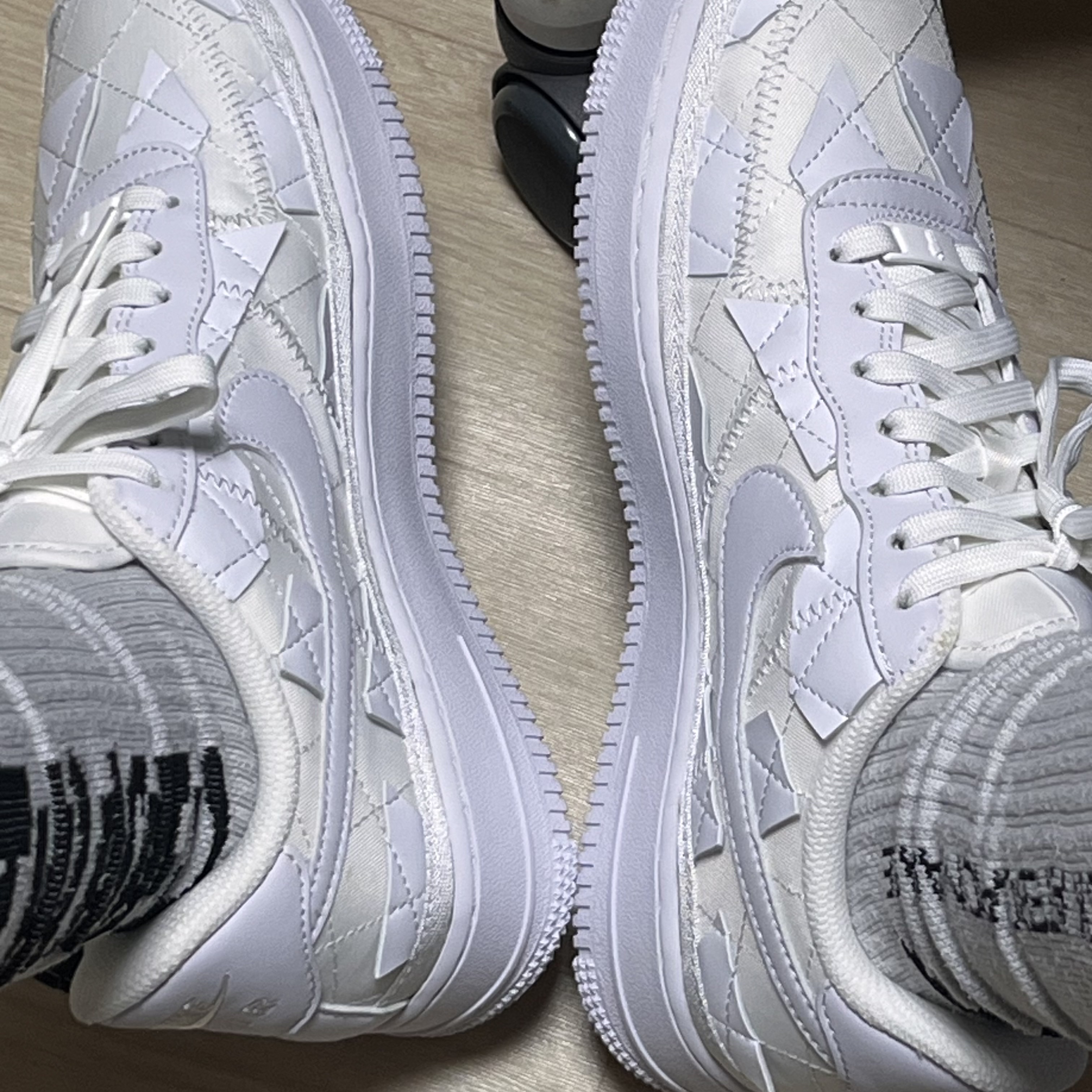 Nike x Billie Eilish Air Force 1 Low SP Triple White 착용 스타일 - 1