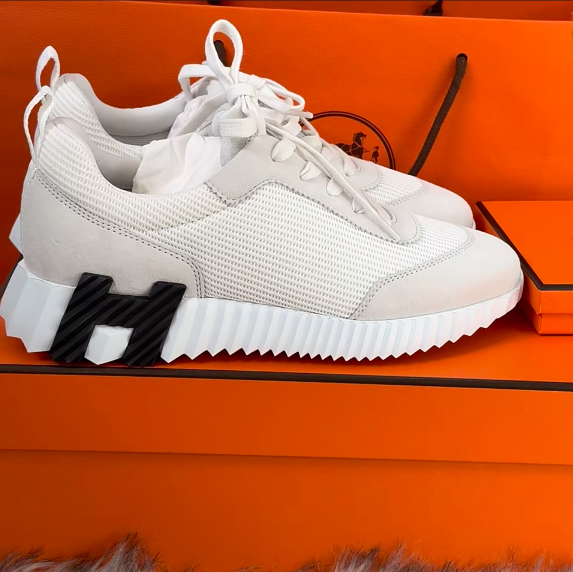 (W) Hermes Bouncing Sneakers Textured Mesh Suede Goatskin & Blanc 착용 스타일