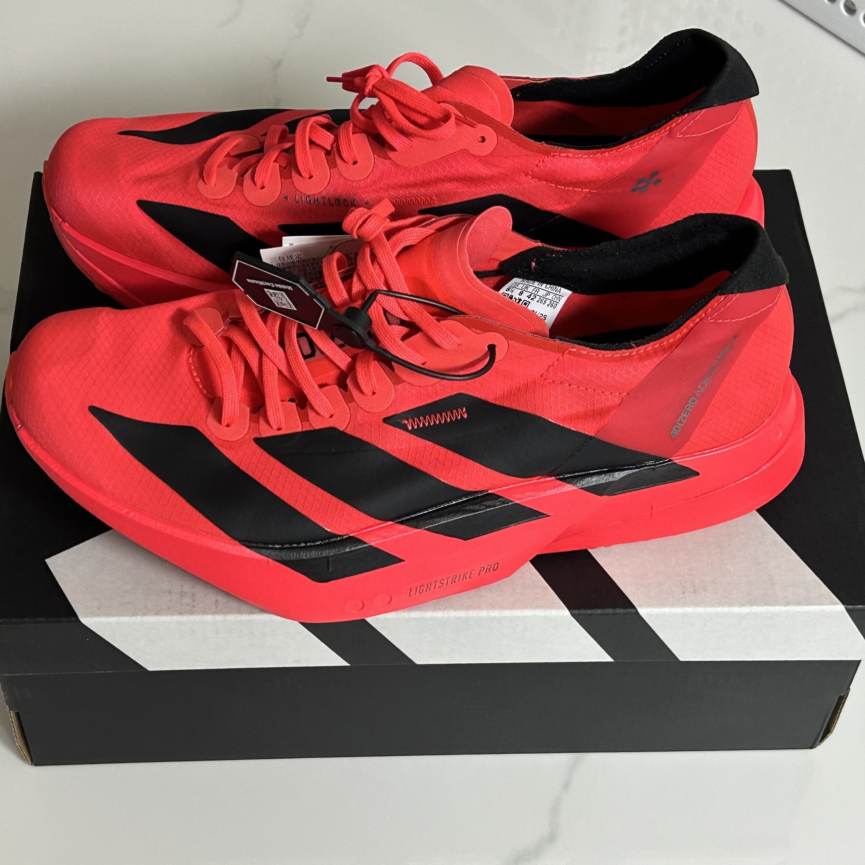 Adidas Adizero Adios Pro 4 Lucid Red Core Black 착용 스타일