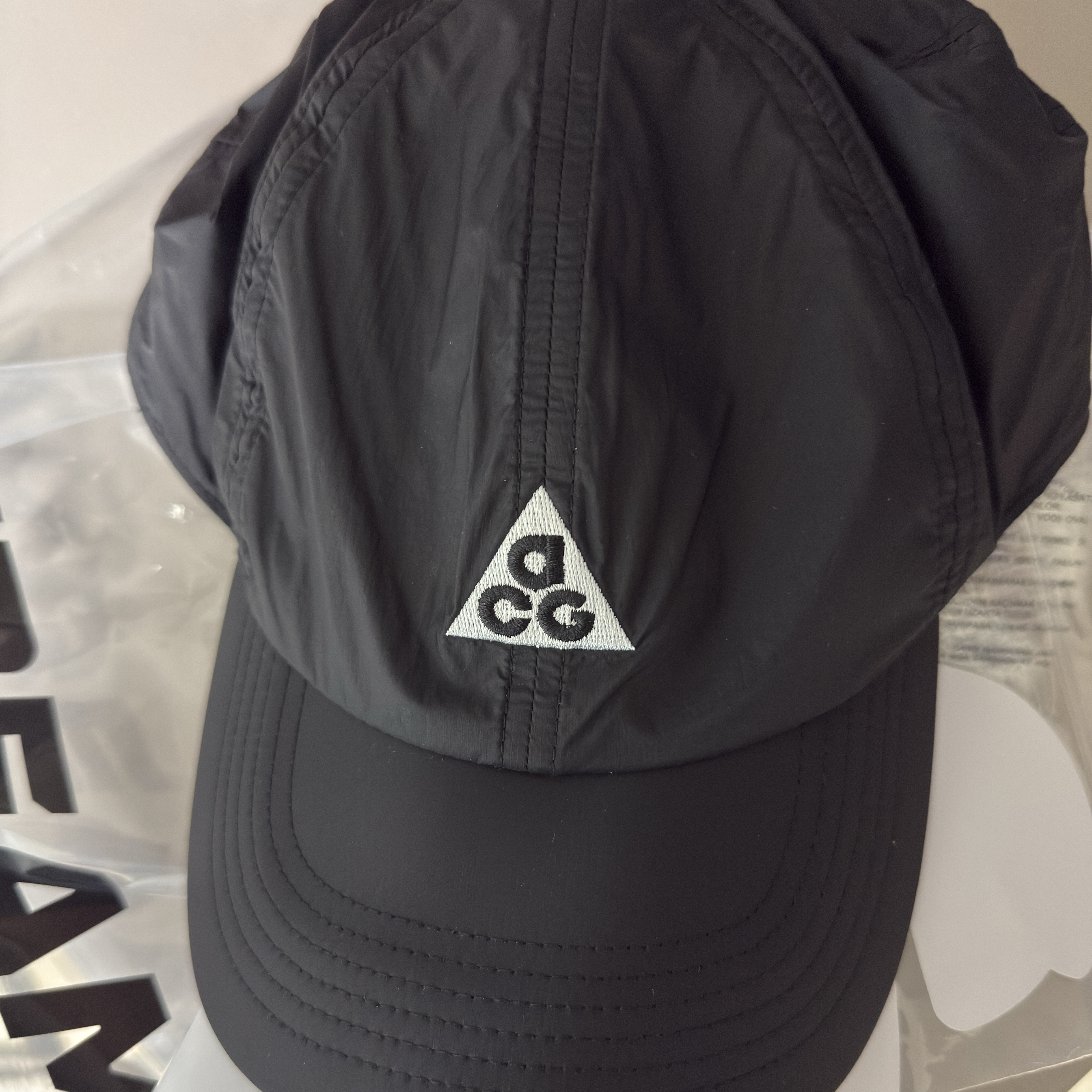Nike ACG Trail Cap Black 착용 스타일