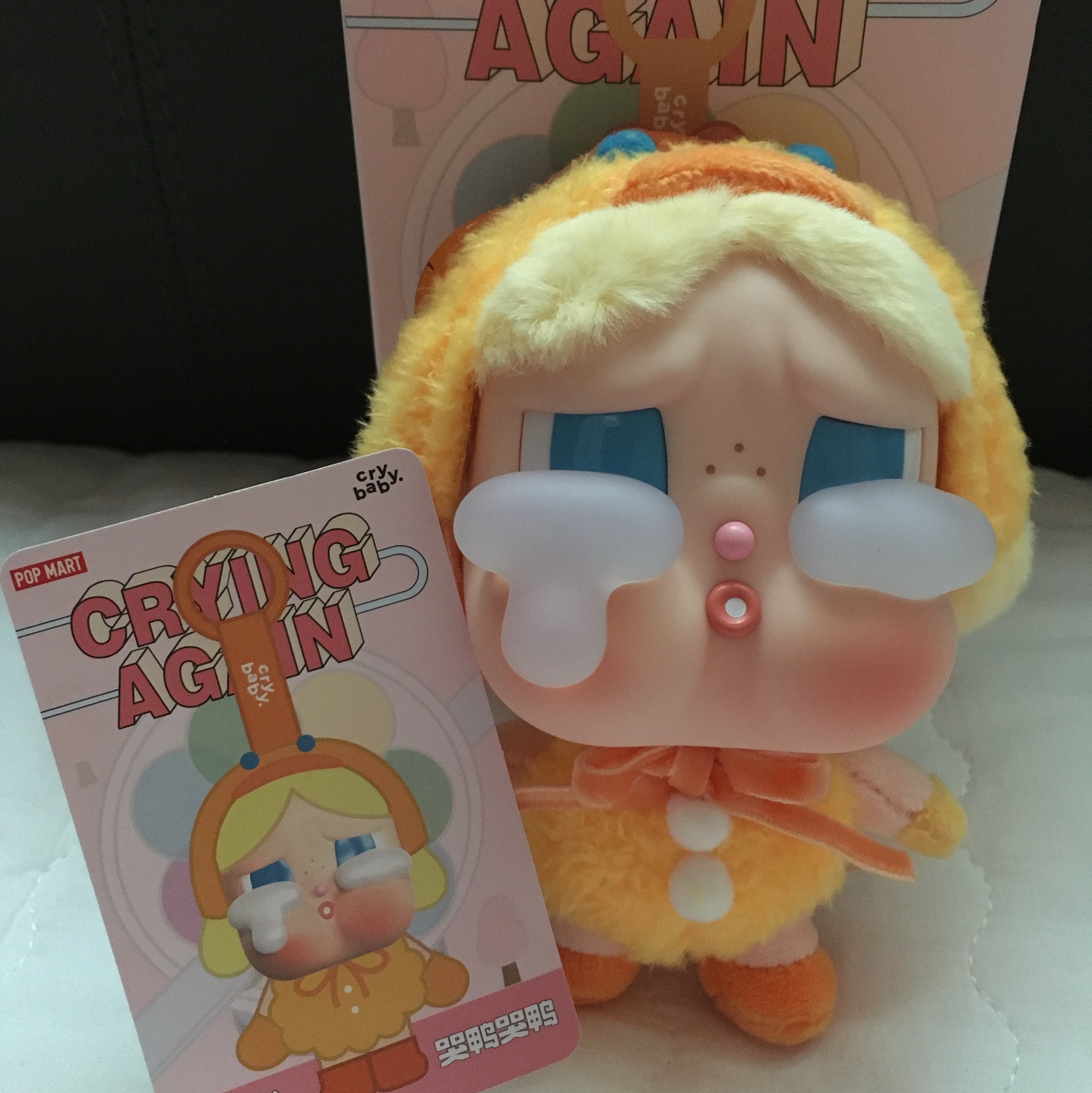 Pop Mart Crybaby Crying Again Series Plush Keyring Sealed Case (1 Blind Box), Pop Mart Crybaby Crying Again Series Plush Keyring Duck You (Opened Case) 착용 스타일