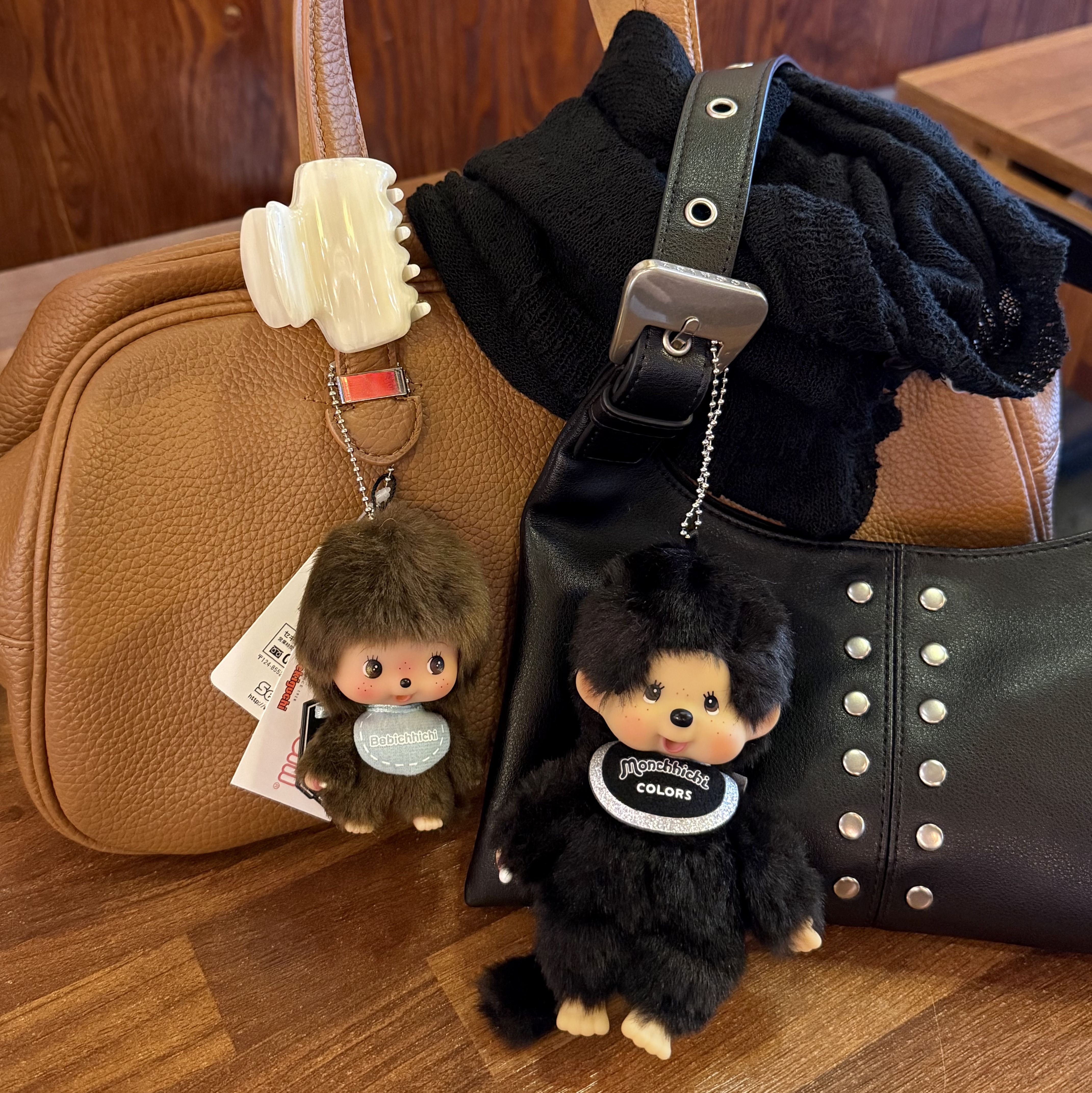 Monchhichi Bebichhichi Bighead SS Boy Key Chain Blue 착용 스타일