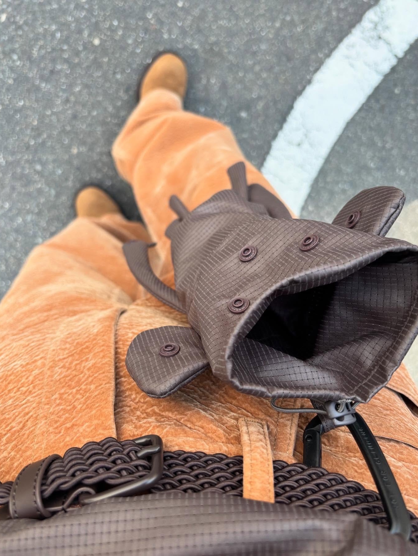 [KREAM 단독] Jian Ye Basic Unit 05 Brown - 25SS 착용 스타일 - 1