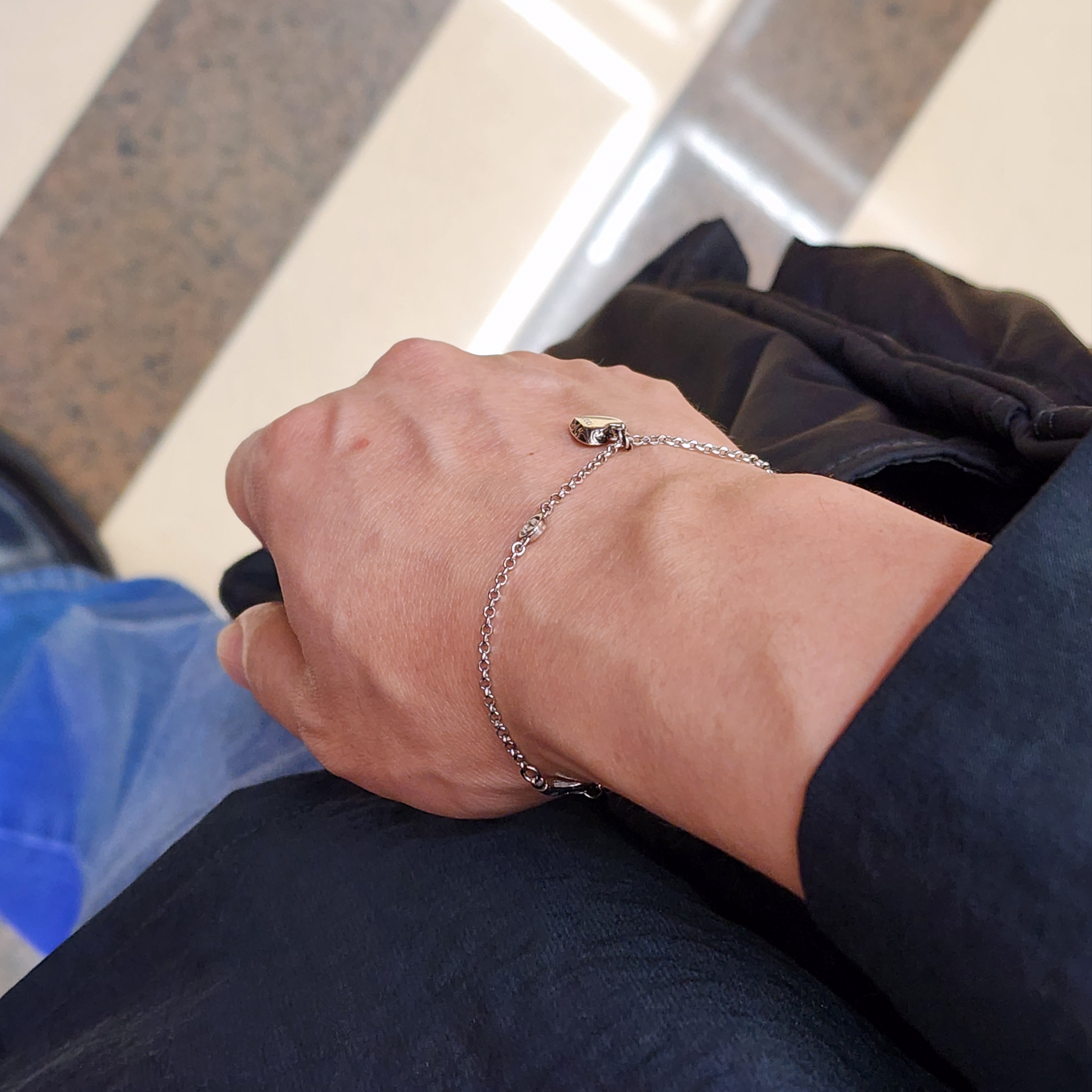 Gucci Heart Pendant Bracelet Silver 착용 스타일 - 1