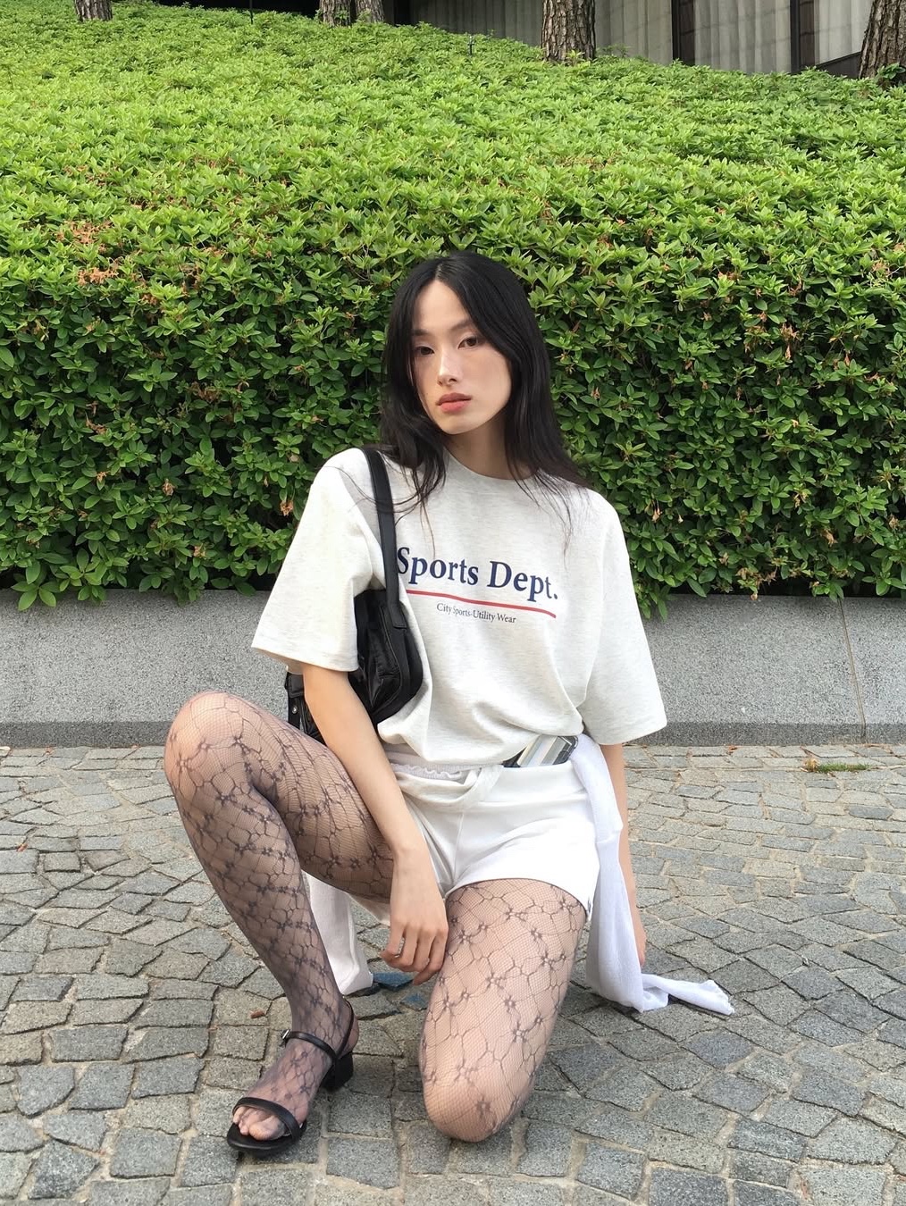 Sports Dept Line Logo T-shirt Oatmeal 착용 스타일 - 2