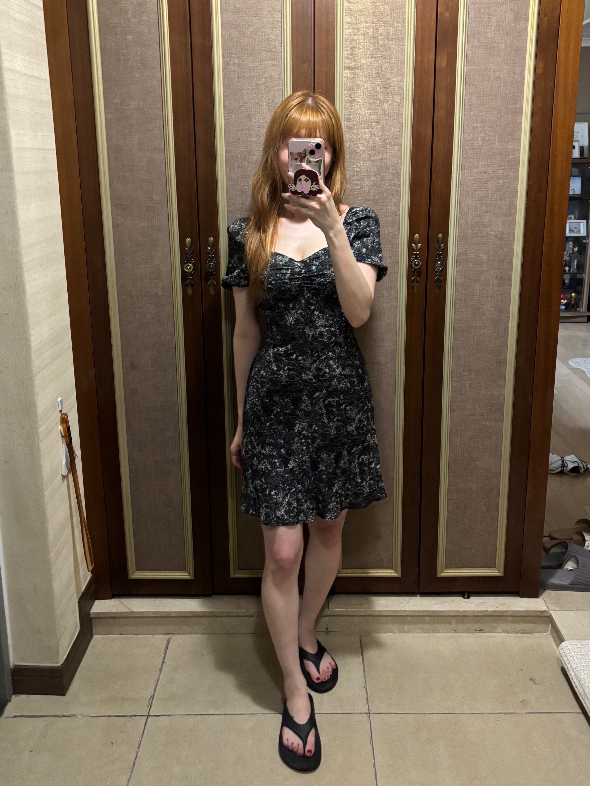 Oofos OOriginal Black 착용 스타일 - 6
